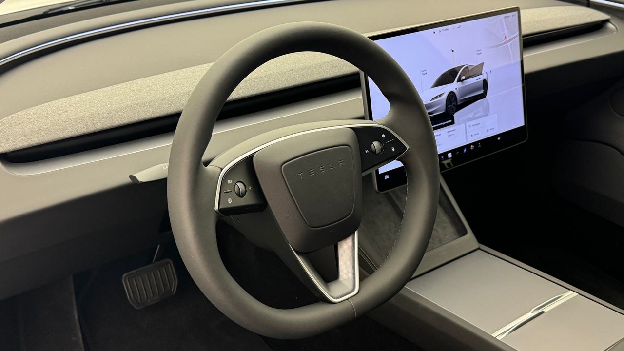 TESLA Model 3 Long Range Dual Motor AWD-image-6