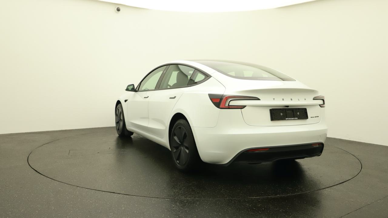 TESLA Model 3 Long Range Dual Motor AWD-image-3
