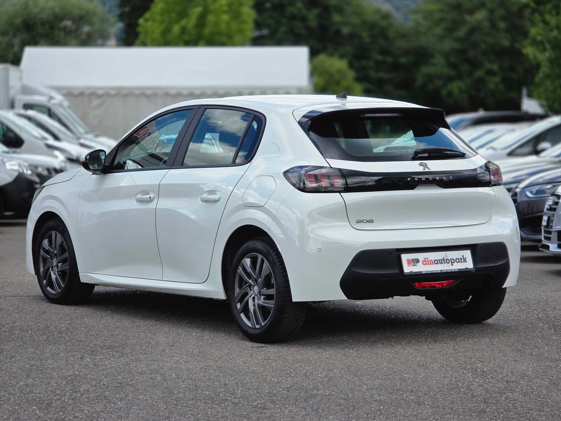PEUGEOT 208 1.5 BlueHDi Active Pack * CH-Fahrzeug * Frisch ab MFK *-image-7
