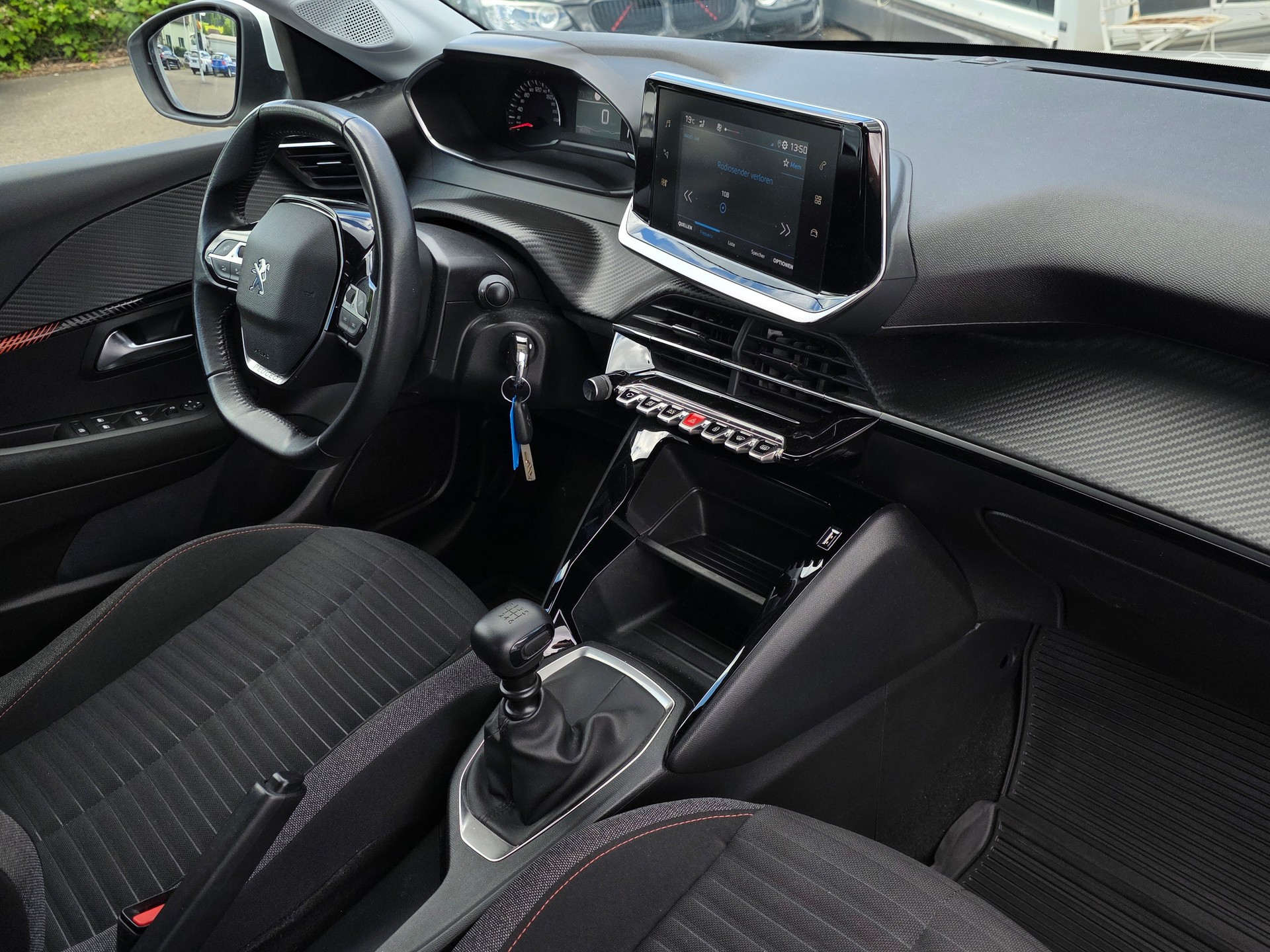 PEUGEOT 208 1.5 BlueHDi Active Pack * CH-Fahrzeug * Frisch ab MFK *-image-19