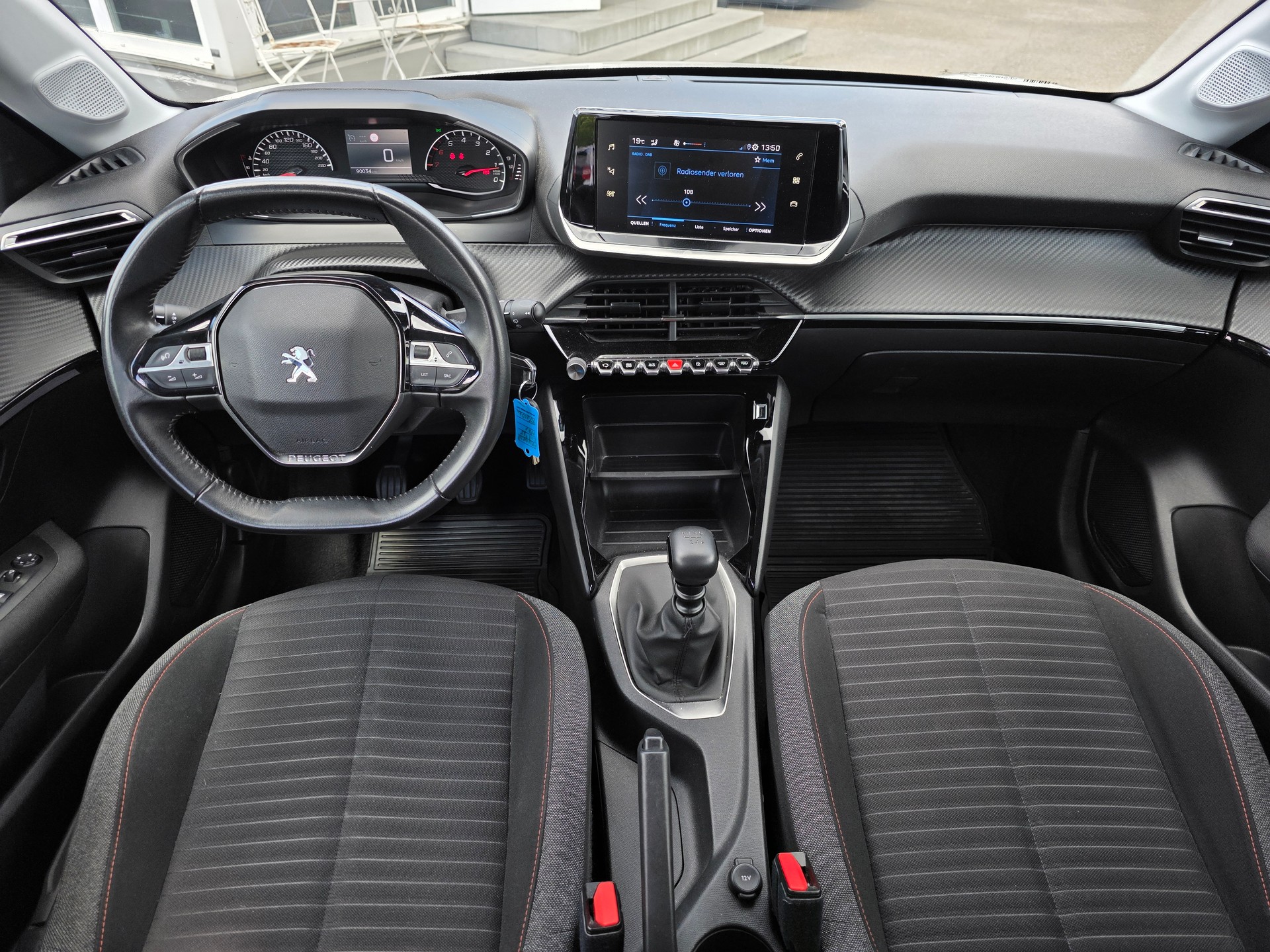 PEUGEOT 208 1.5 BlueHDi Active Pack * CH-Fahrzeug * Frisch ab MFK *-image-12