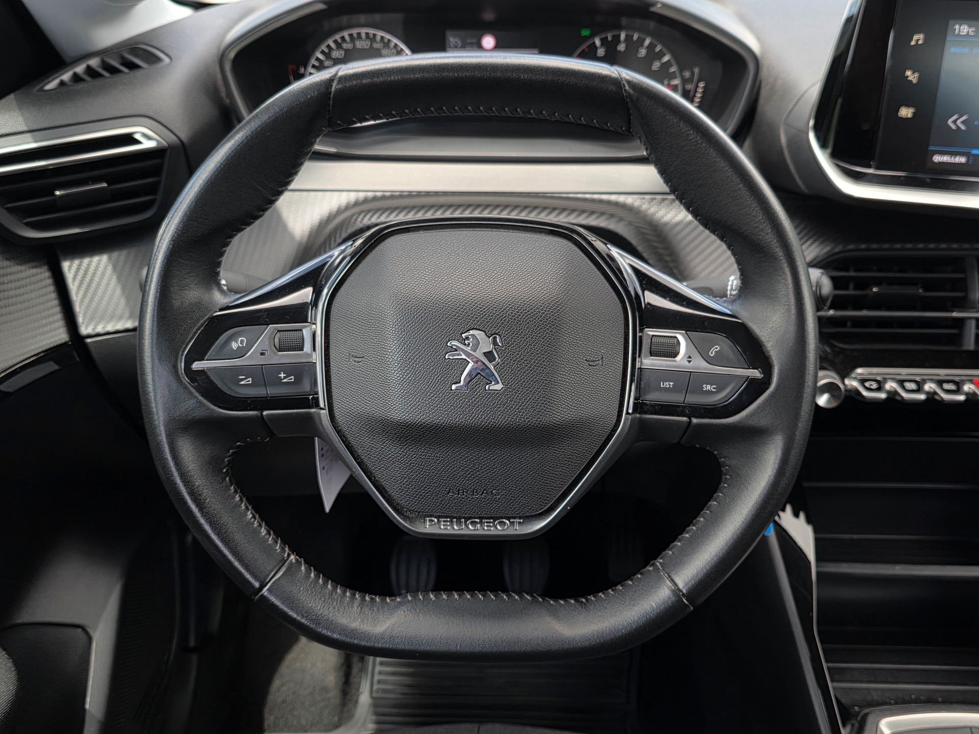 PEUGEOT 208 1.5 BlueHDi Active Pack * CH-Fahrzeug * Frisch ab MFK *-image-14