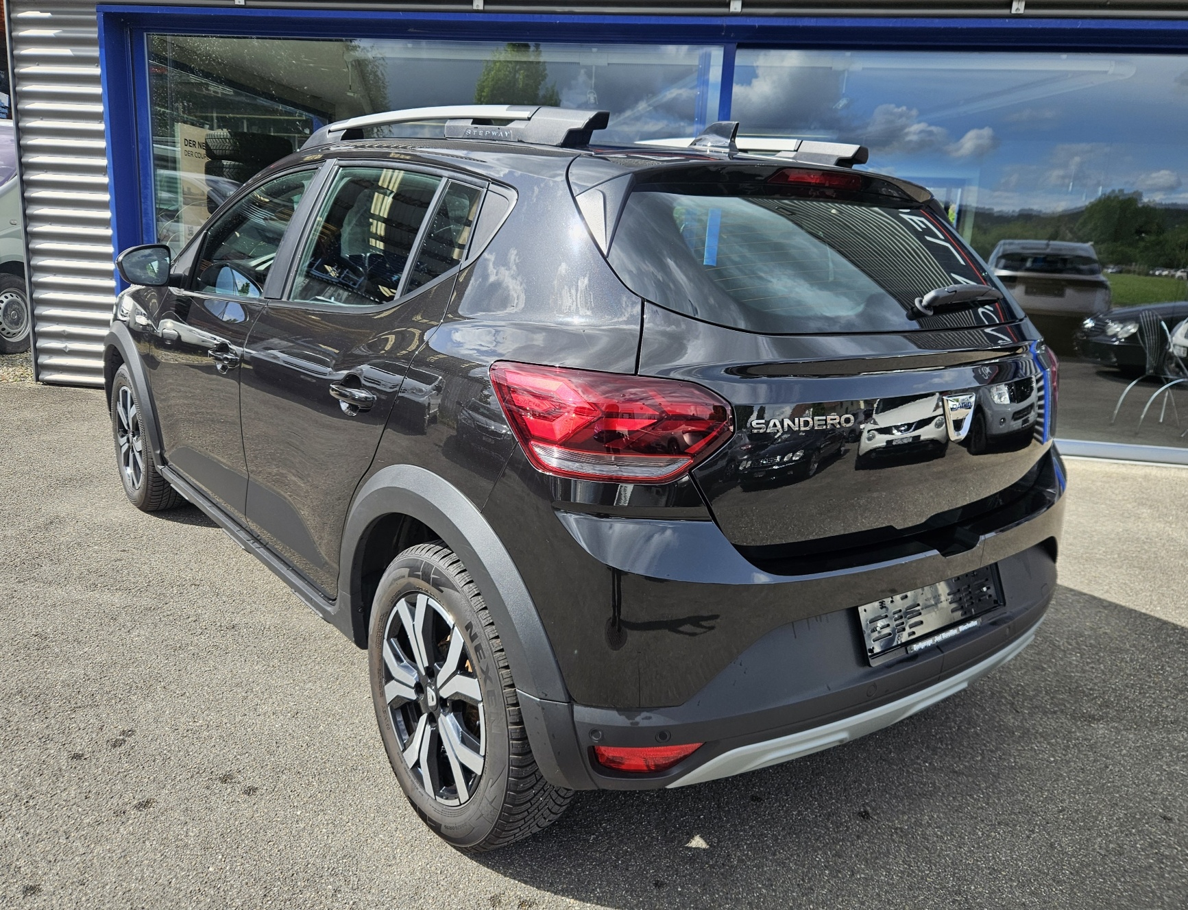 DACIA Sandero Stepway TCe 90 Comfort CVT-image-1