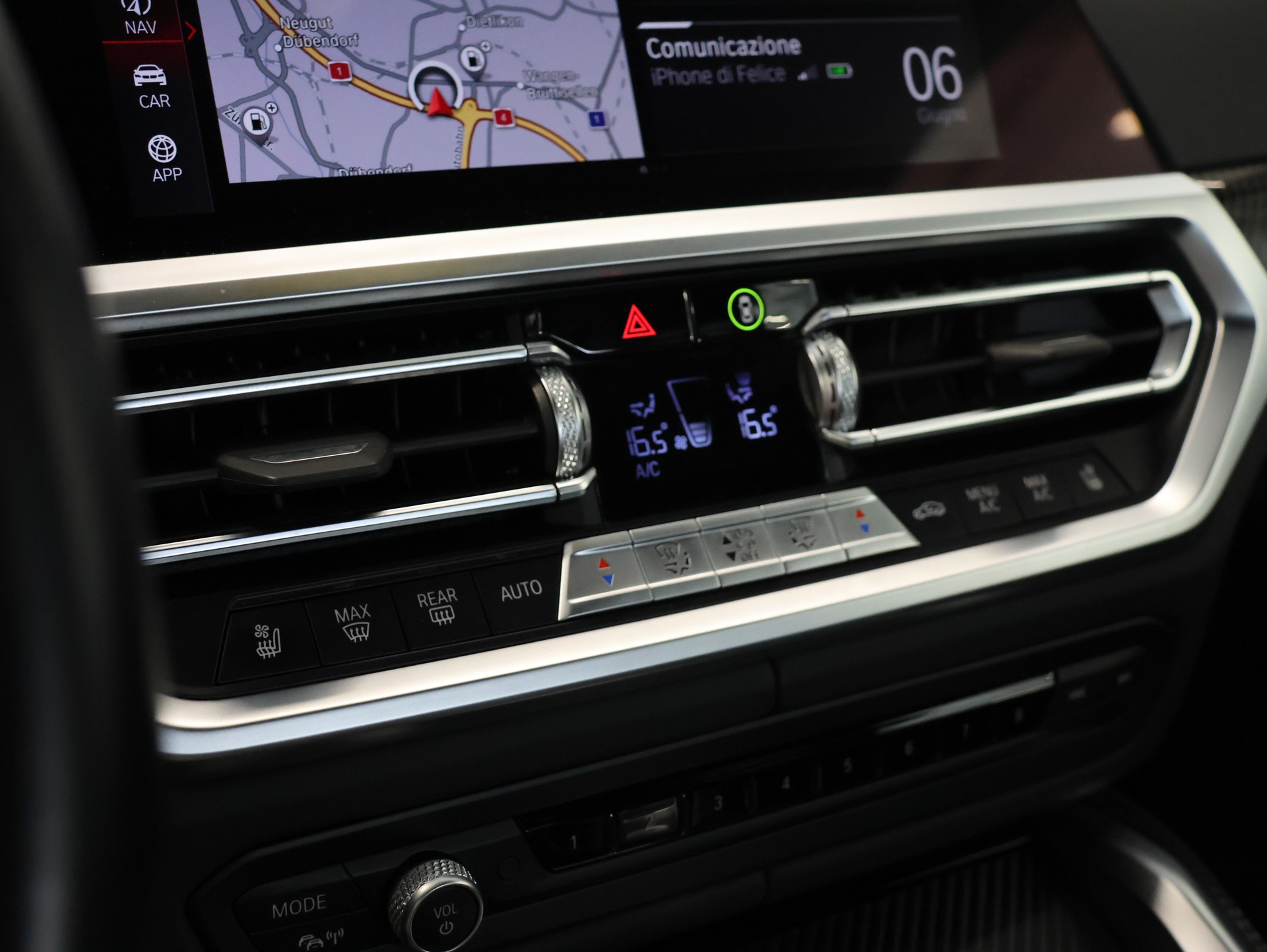 BMW M4 Coupé Competition M xDrive * 50 Jahre Edition* *360 Kamera* *Harmon Kardon*-image-32