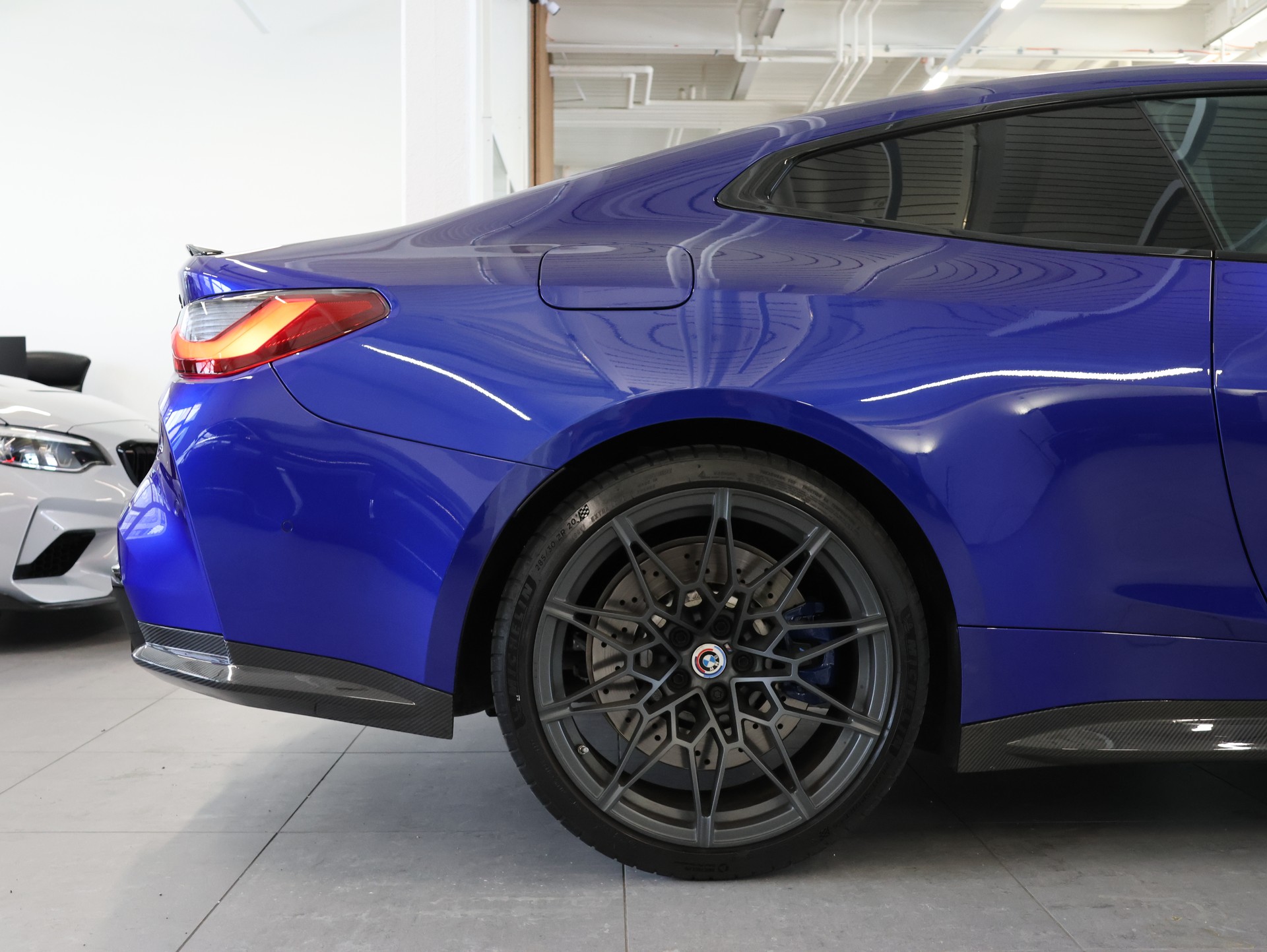 BMW M4 Coupé Competition M xDrive * 50 Jahre Edition* *360 Kamera* *Harmon Kardon*-image-12
