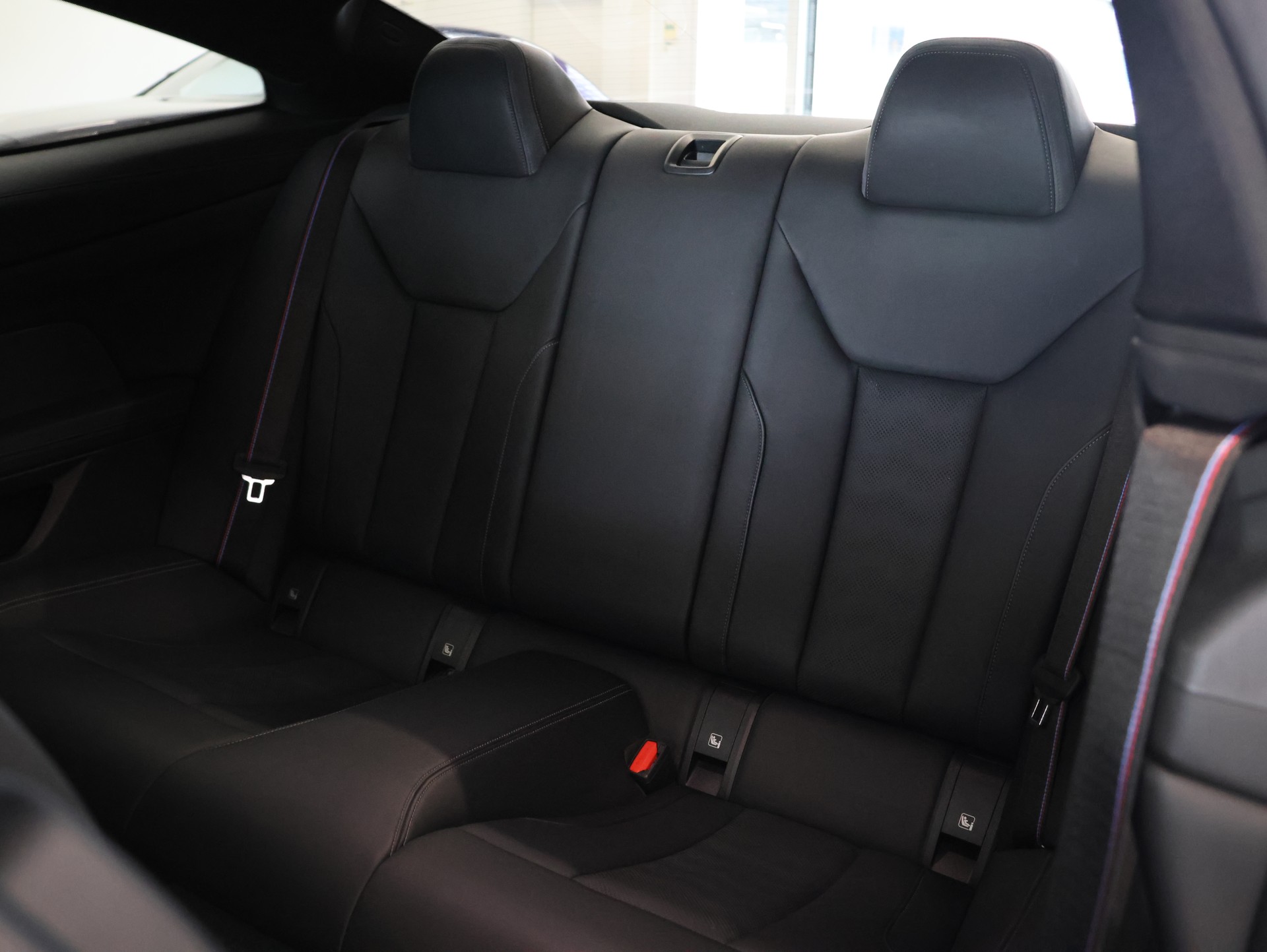 BMW M4 Coupé Competition M xDrive * 50 Jahre Edition* *360 Kamera* *Harmon Kardon*-image-39
