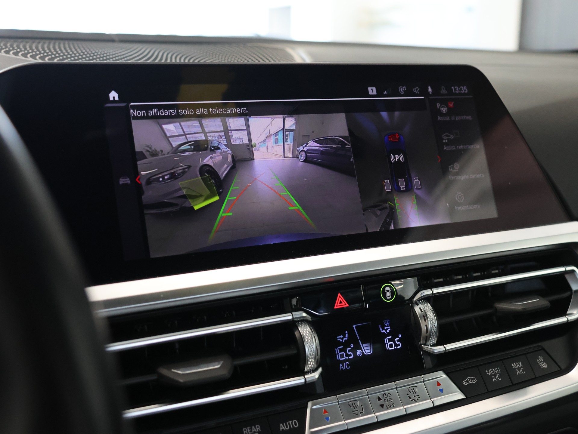 BMW M4 Coupé Competition M xDrive * 50 Jahre Edition* *360 Kamera* *Harmon Kardon*-image-31