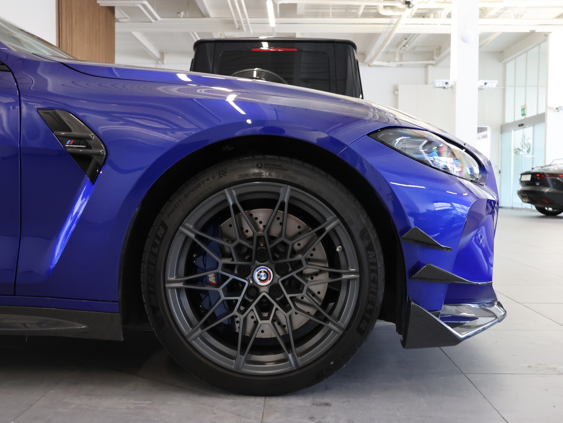 BMW M4 Coupé Competition M xDrive * 50 Jahre Edition* *360 Kamera* *Harmon Kardon*-image-7