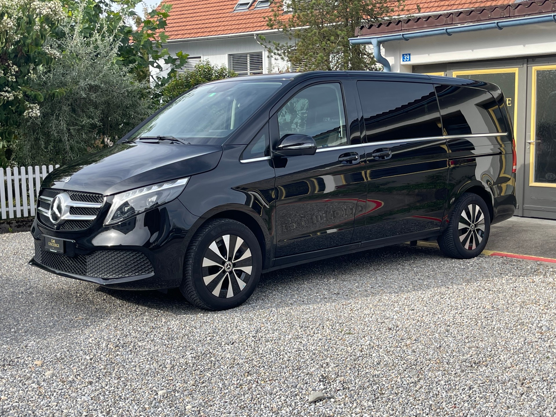 MERCEDES-BENZ V 250 d lang Avantgarde 4Matic G-Tronic-image-0