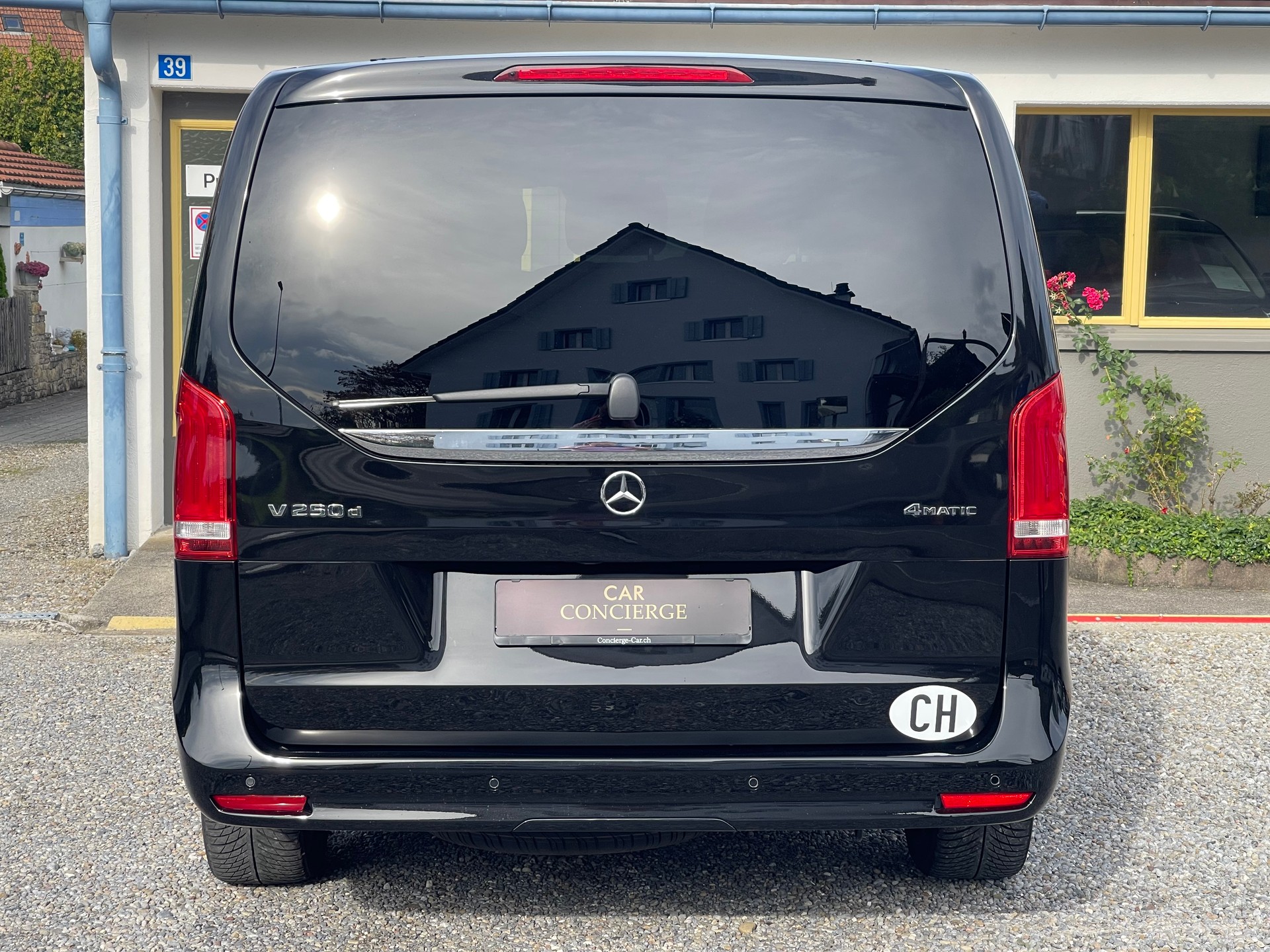 MERCEDES-BENZ V 250 d lang Avantgarde 4Matic G-Tronic-image-6
