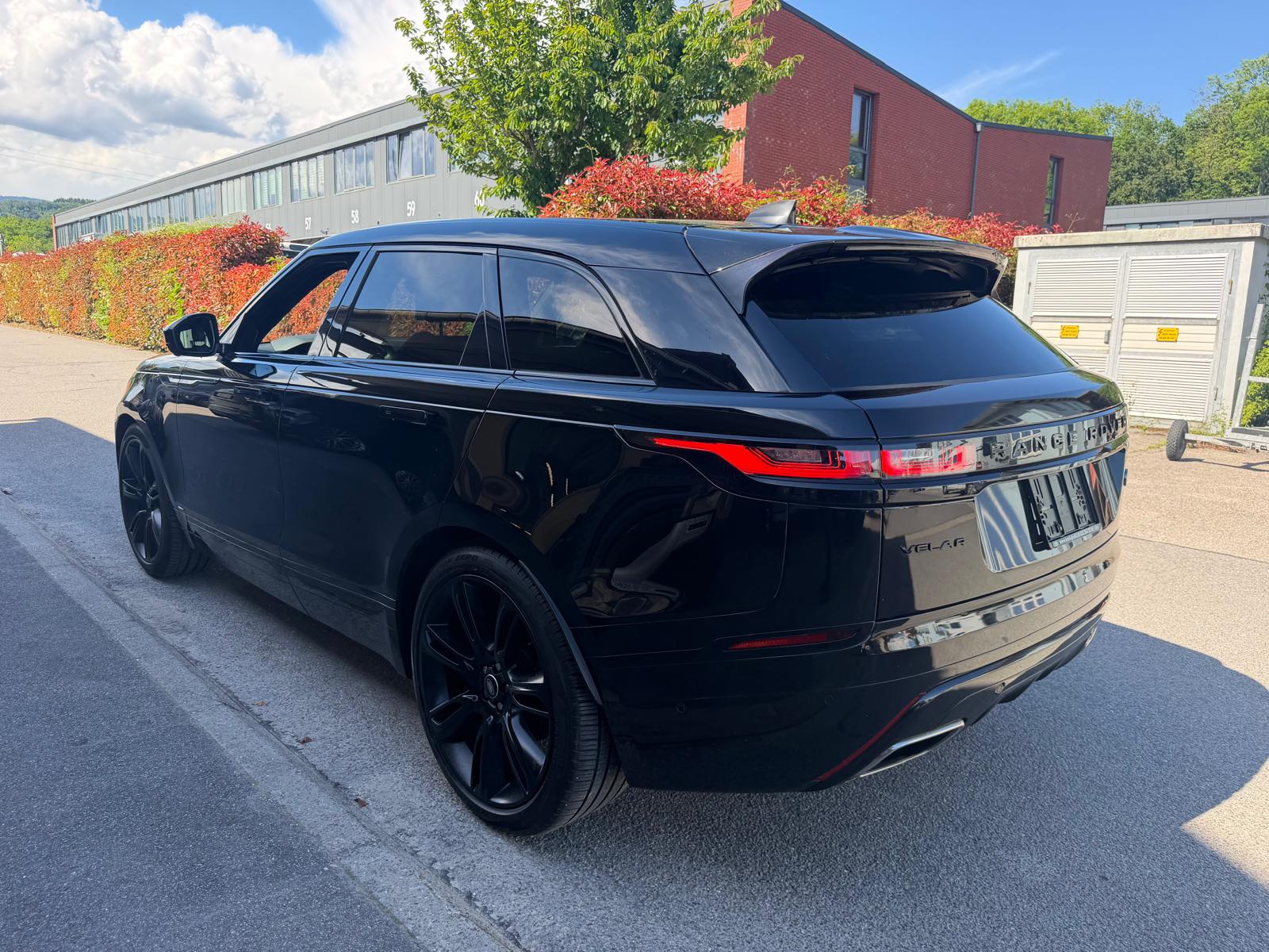 LAND ROVER Range Rover Velar R-Dynamic P 300 Automatic-image-5