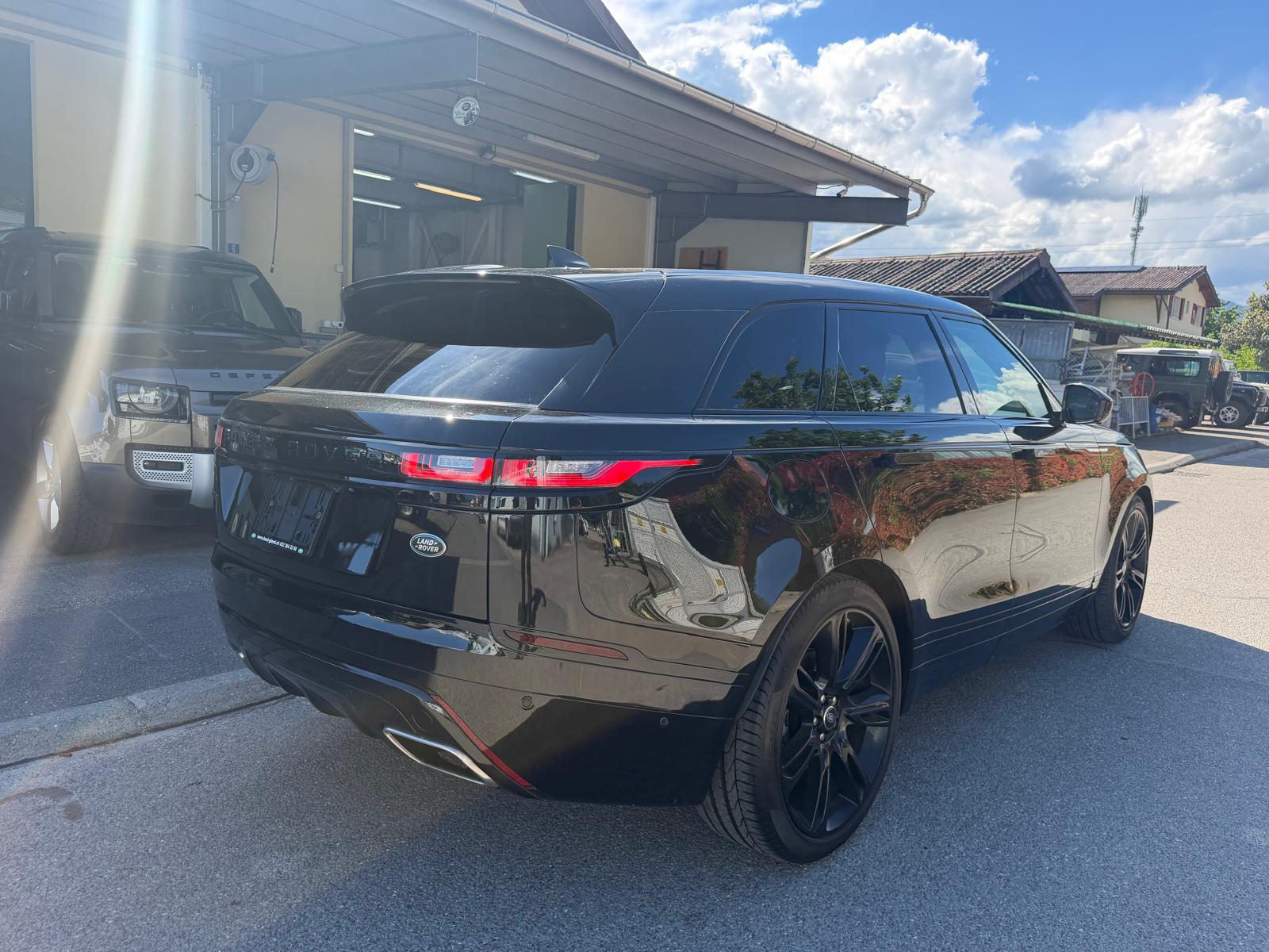 LAND ROVER Range Rover Velar R-Dynamic P 300 Automatic-image-3