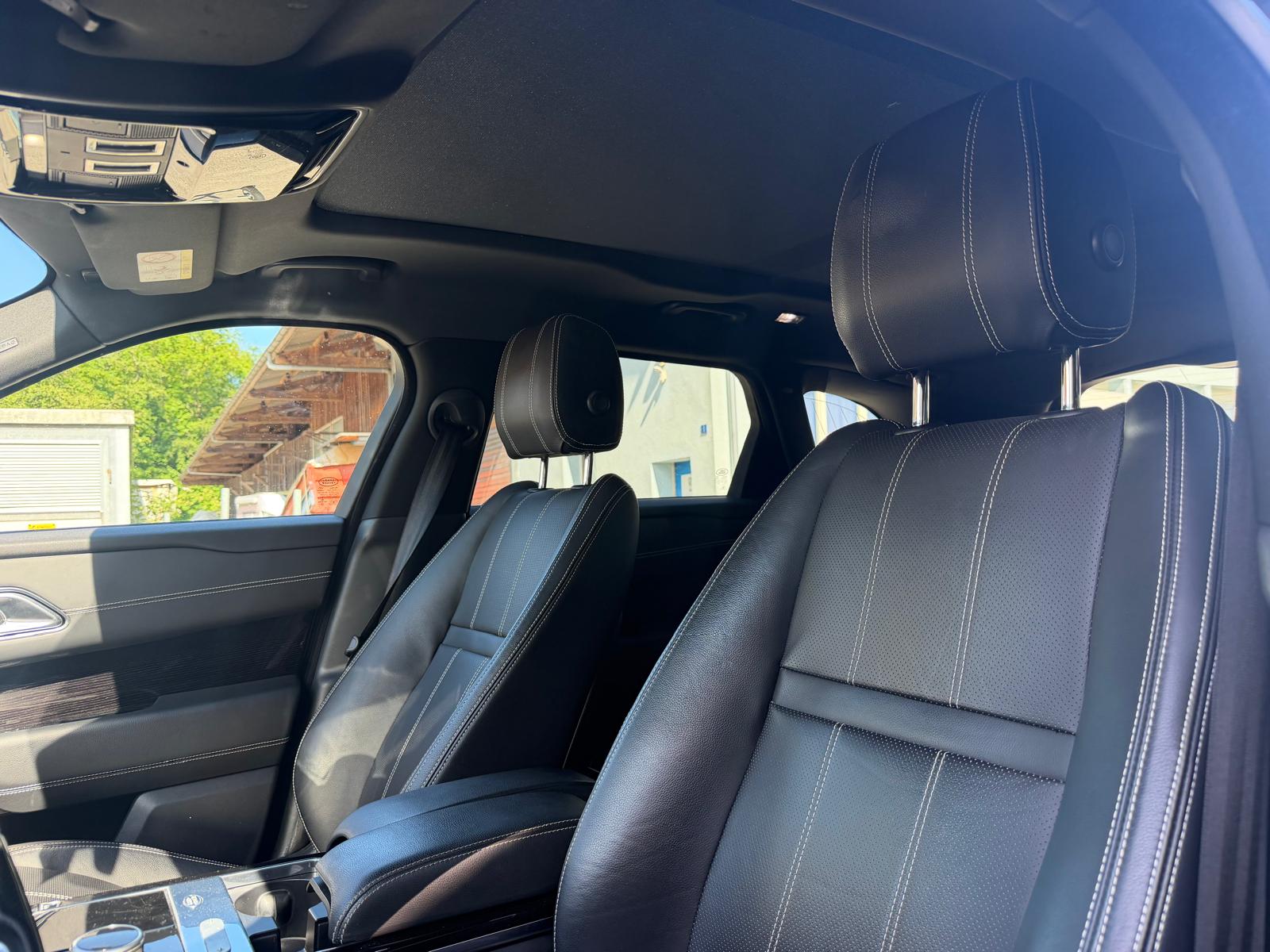 LAND ROVER Range Rover Velar R-Dynamic P 300 Automatic-image-6