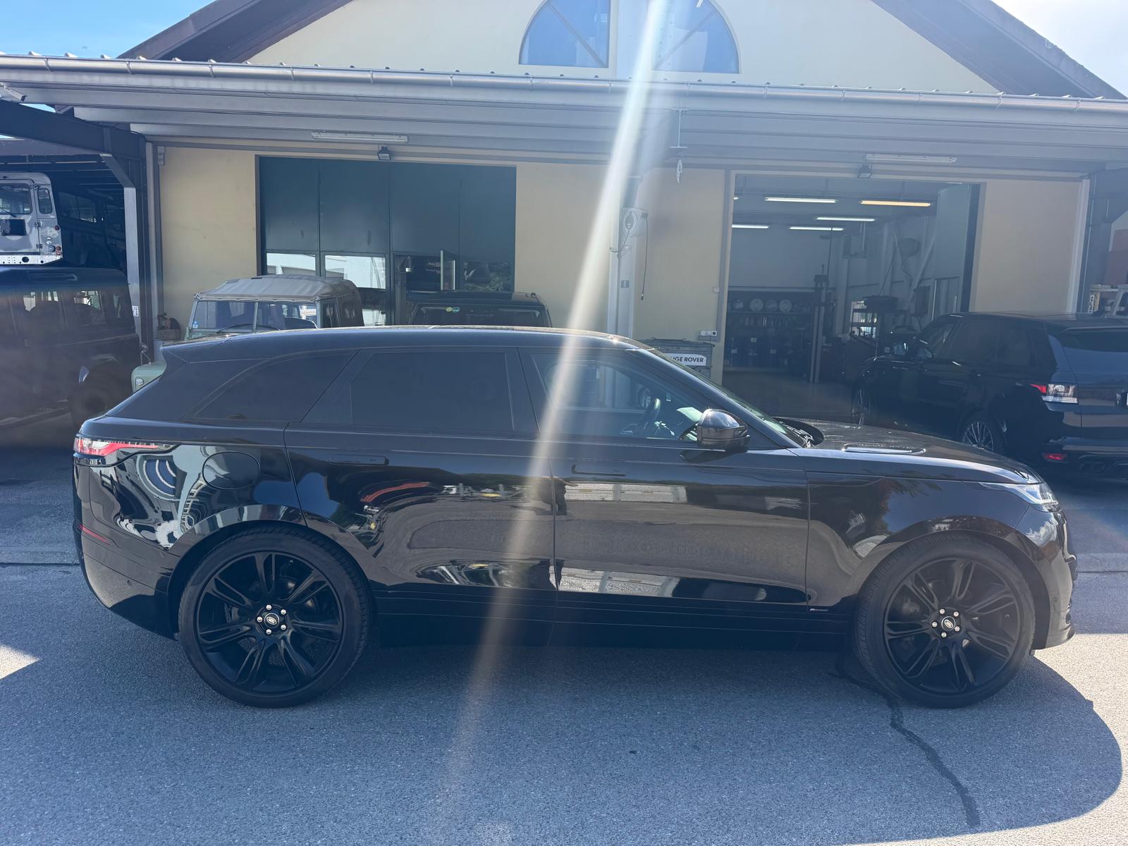 LAND ROVER Range Rover Velar R-Dynamic P 300 Automatic-image-1