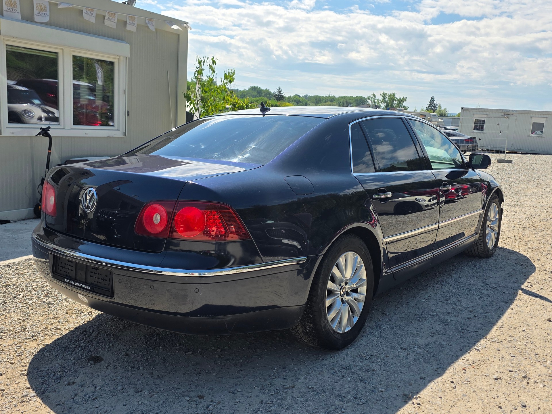 VW Phaeton 3.0 TDi V6 4Motion Tiptronic-image-4