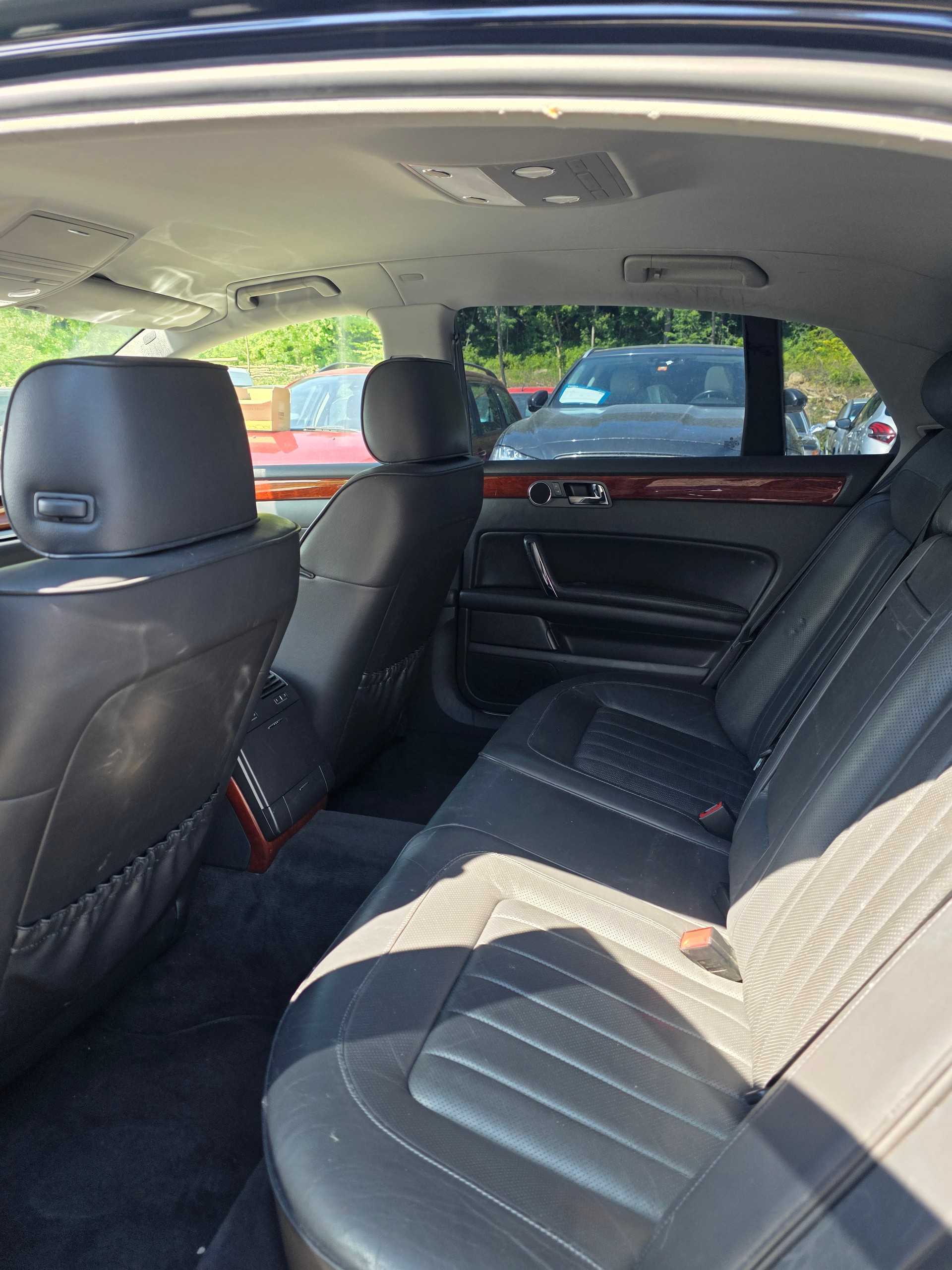 VW Phaeton 3.0 TDi V6 4Motion Tiptronic-image-12