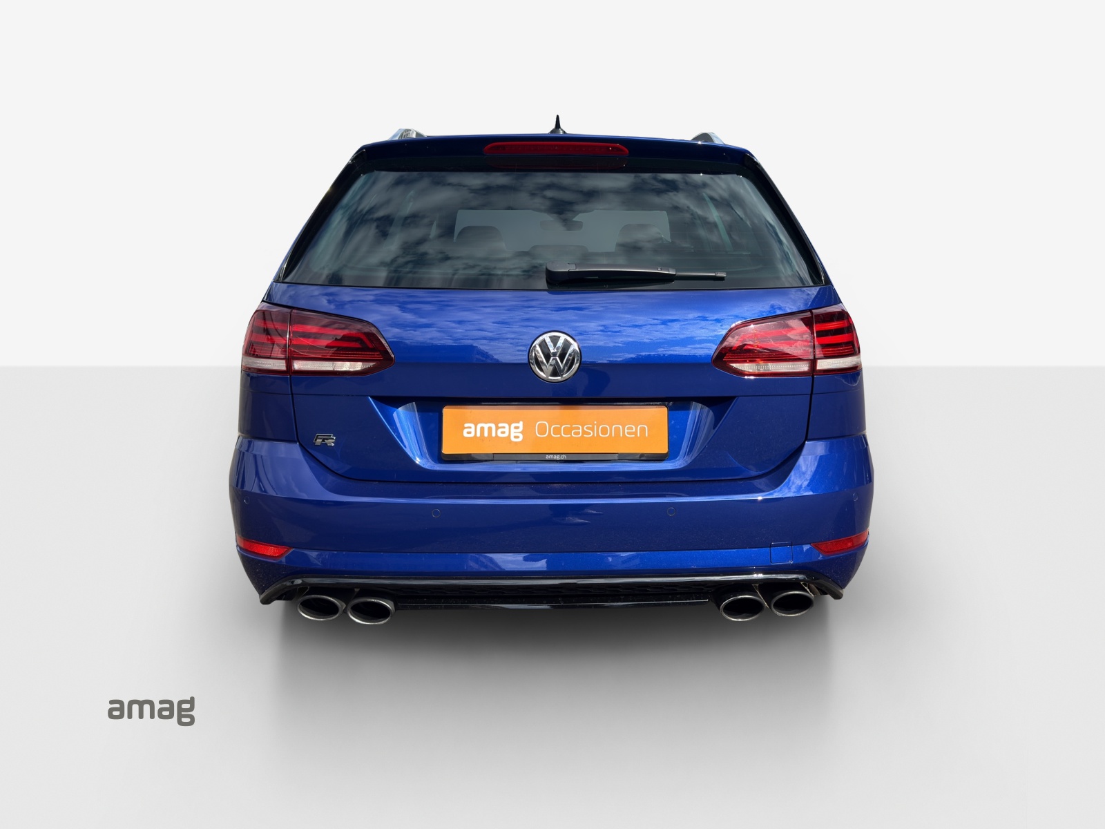 VW Golf Variant 2.0 TSI R 4Motion DSG-image-3