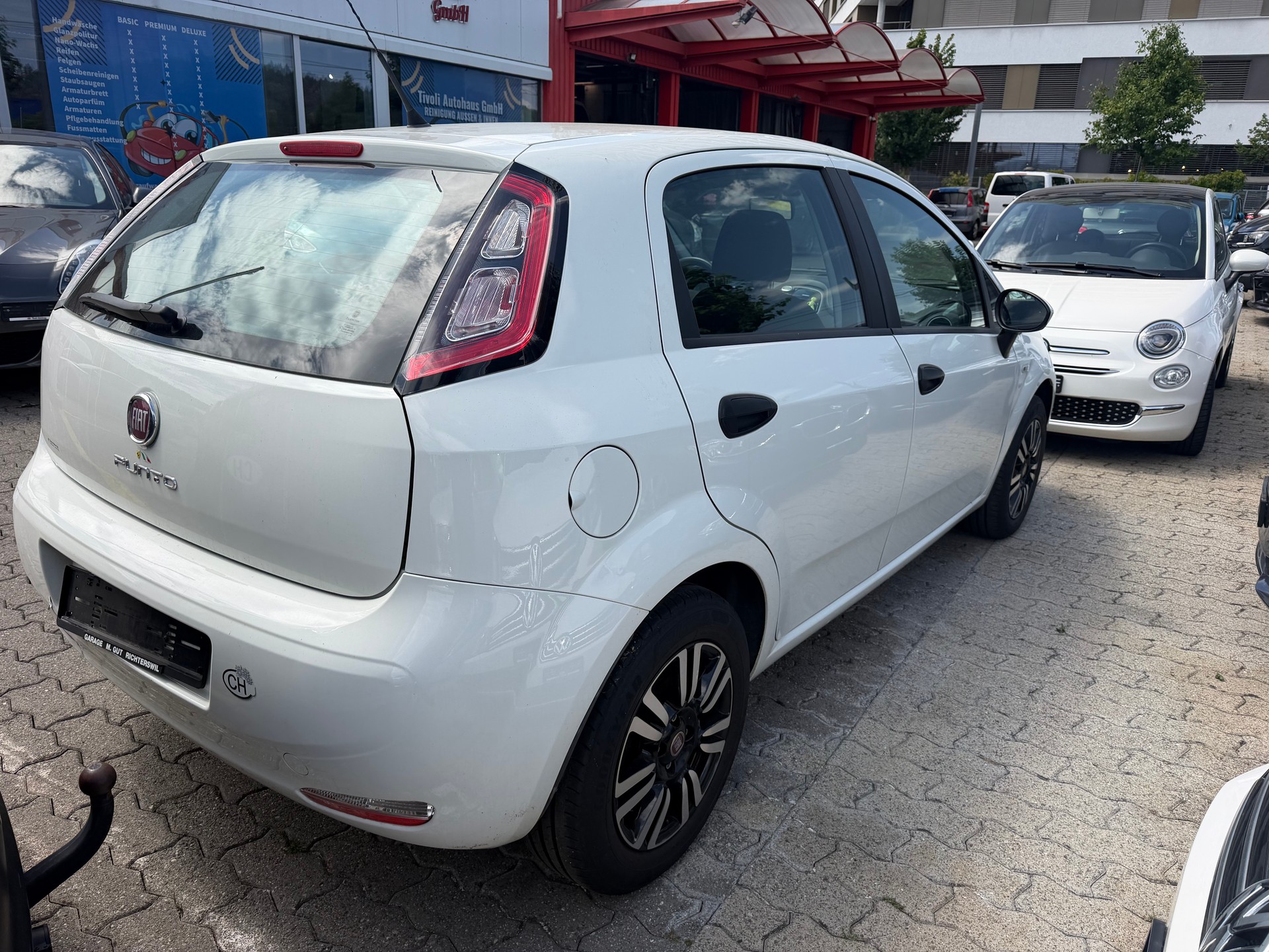 FIAT Punto 1.4 Pop Star-image-2