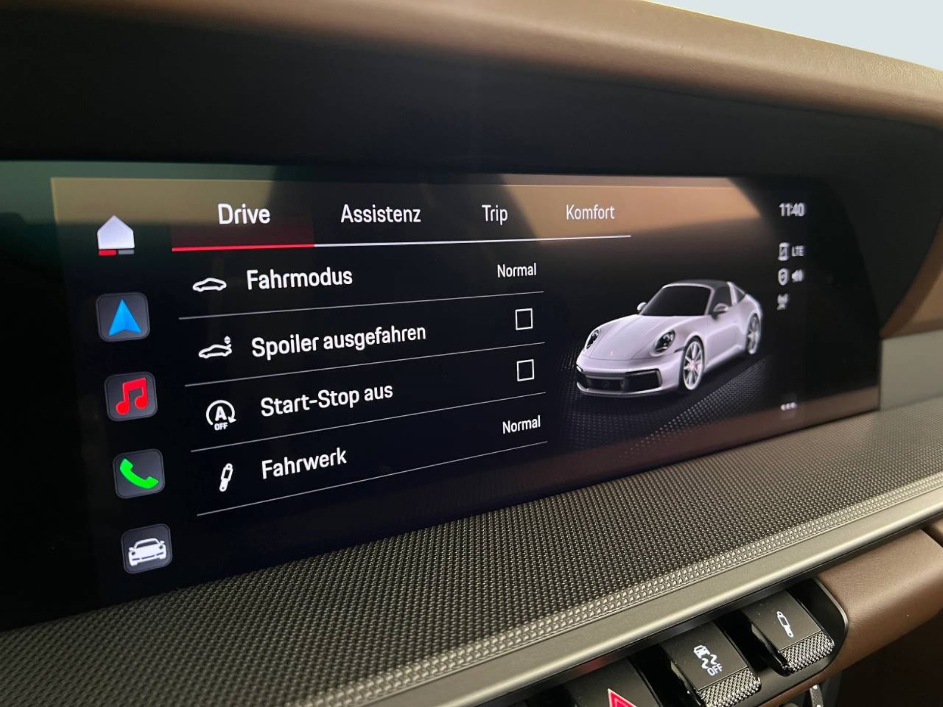 PORSCHE 911 Targa 4-image-28