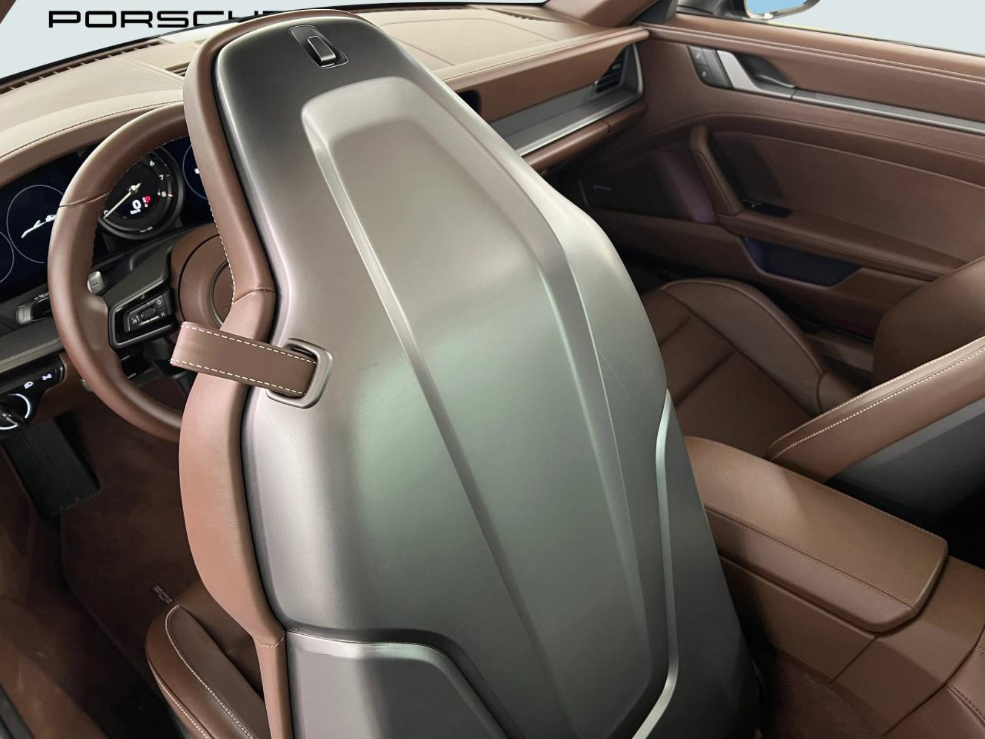 PORSCHE 911 Targa 4-image-23