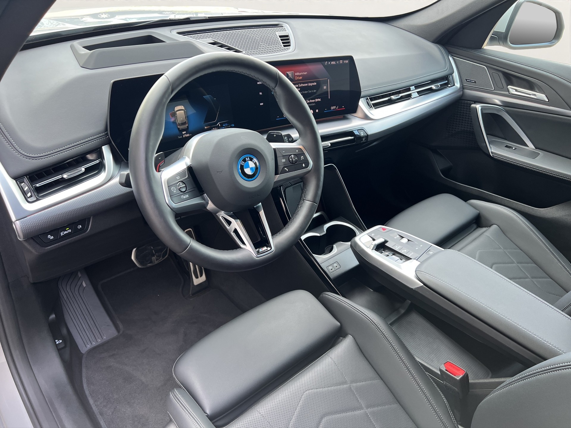 BMW X1 xDrive 30e M Sport-image-10