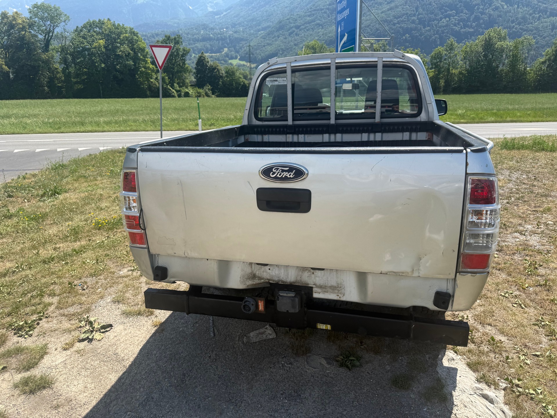 FORD Ranger XL 2.5 TDCi 4x4-image-3