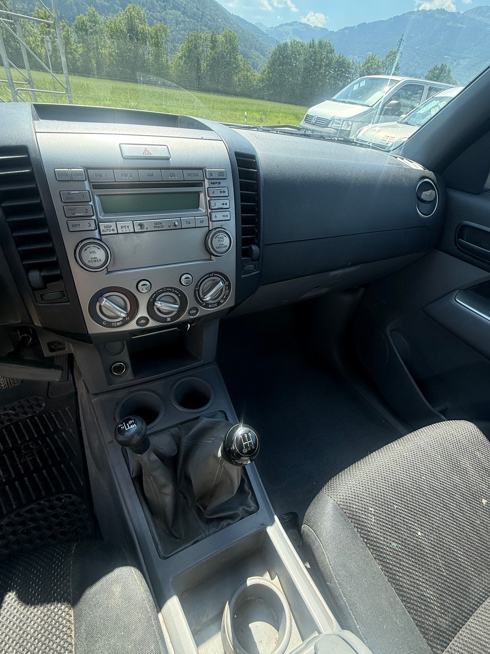 FORD Ranger XL 2.5 TDCi 4x4-image-6