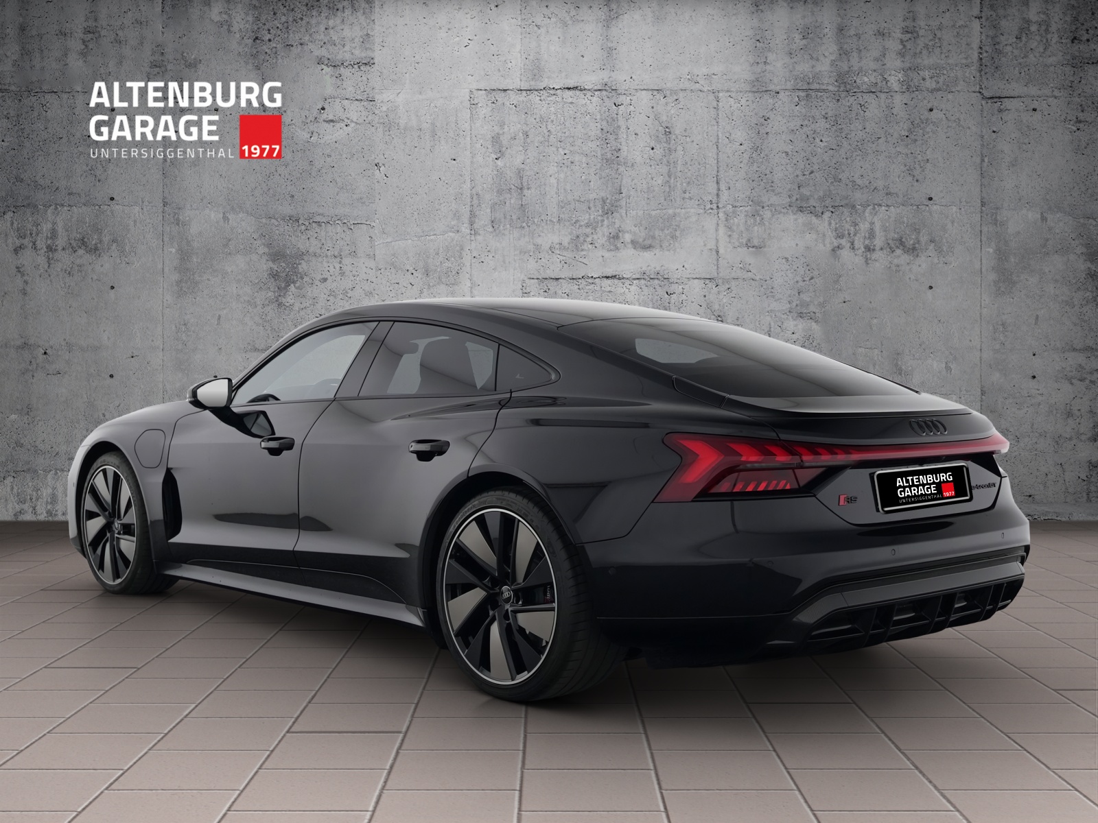 AUDI RS e-tron GT quattro Carbon Optik-image-2