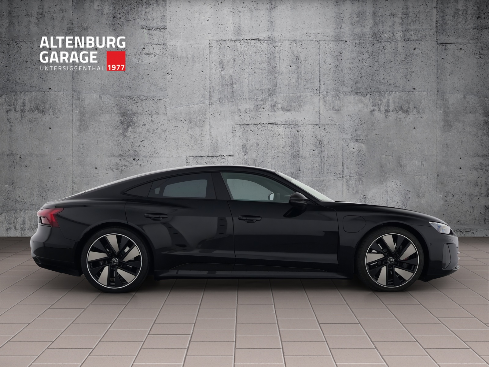 AUDI RS e-tron GT quattro Carbon Optik-image-4