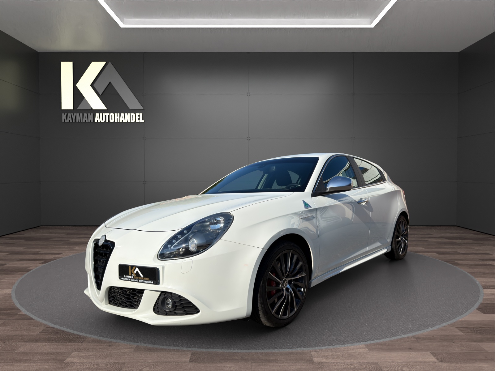 ALFA ROMEO Giulietta 1750 TBi Quadrifoglio Verde – 235 PS, Italienische Leidenschaft & Pure Emotion!-image-0