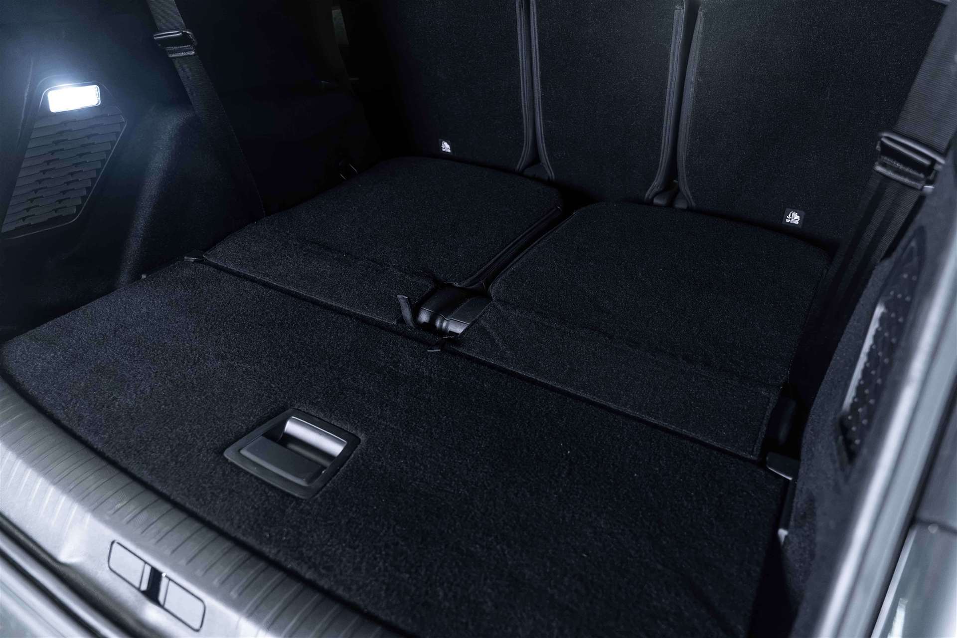 PEUGEOT 5008 145 Hybrid GT 7-Plätzer e-DCS-Automat-image-13