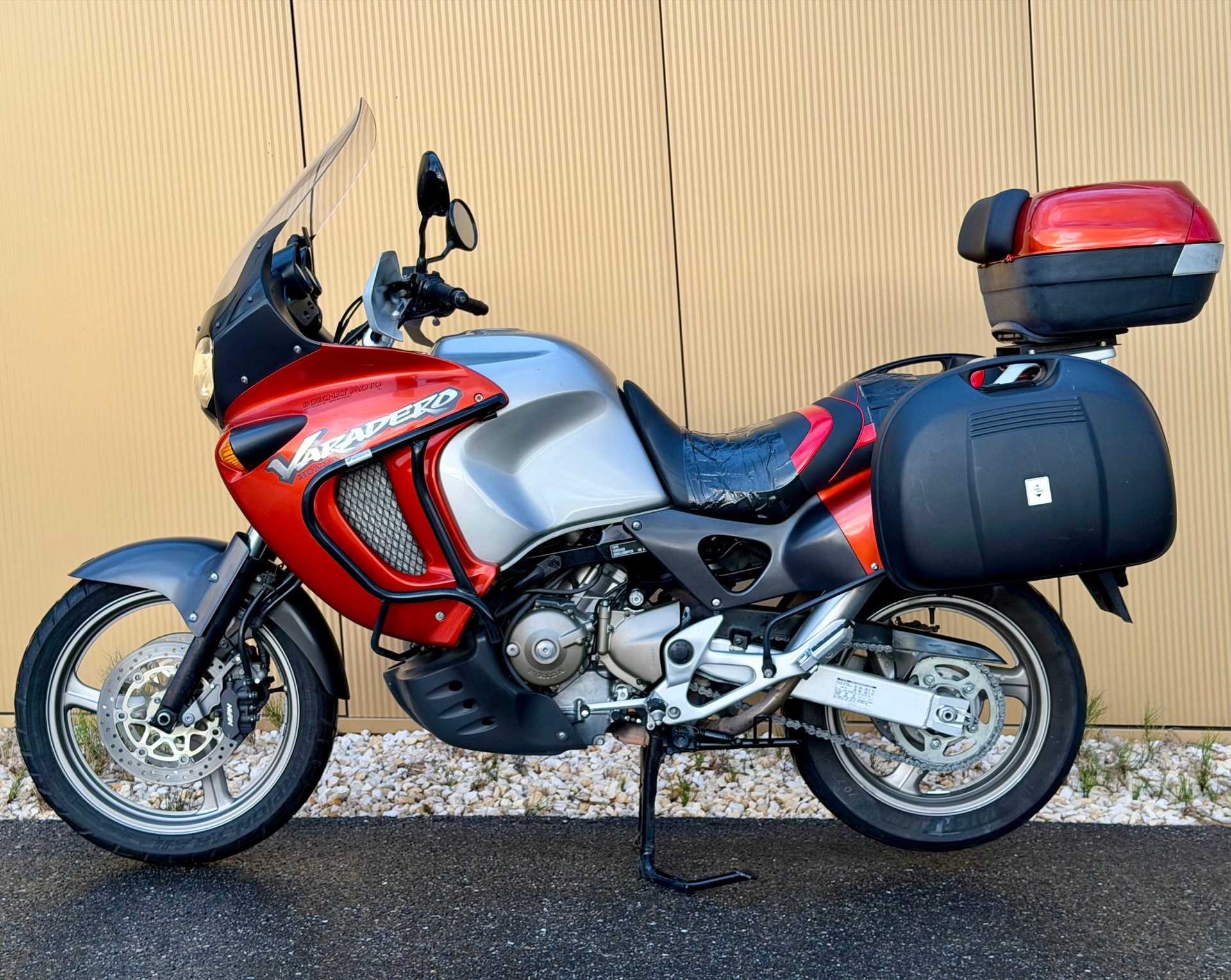 HONDA XL 1000 V Varadero-image-10