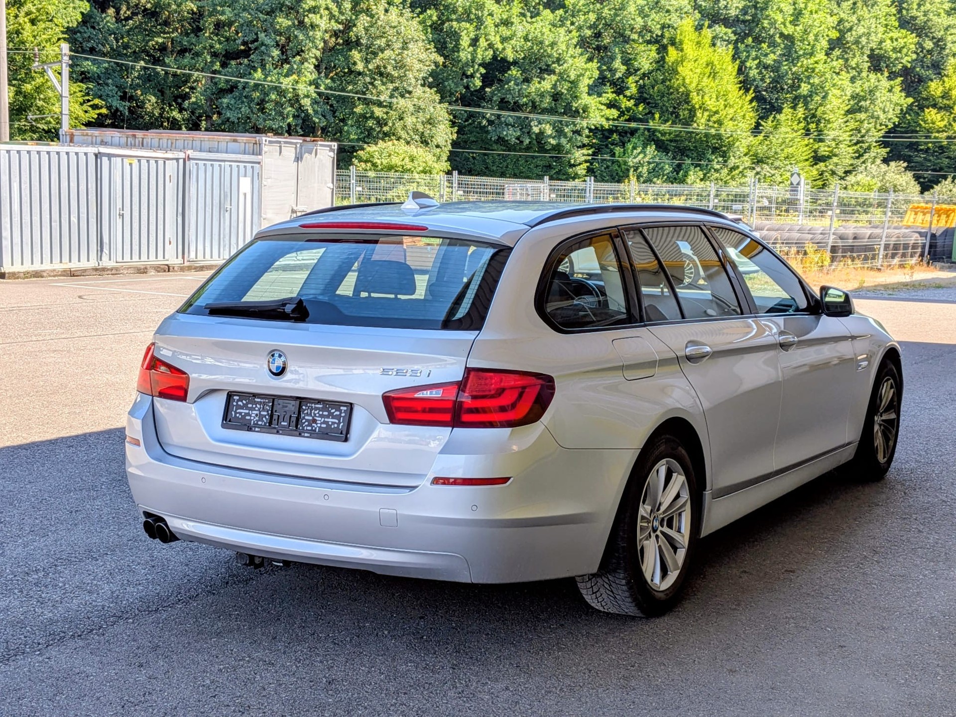 BMW 523i Touring Steptronic-image-5