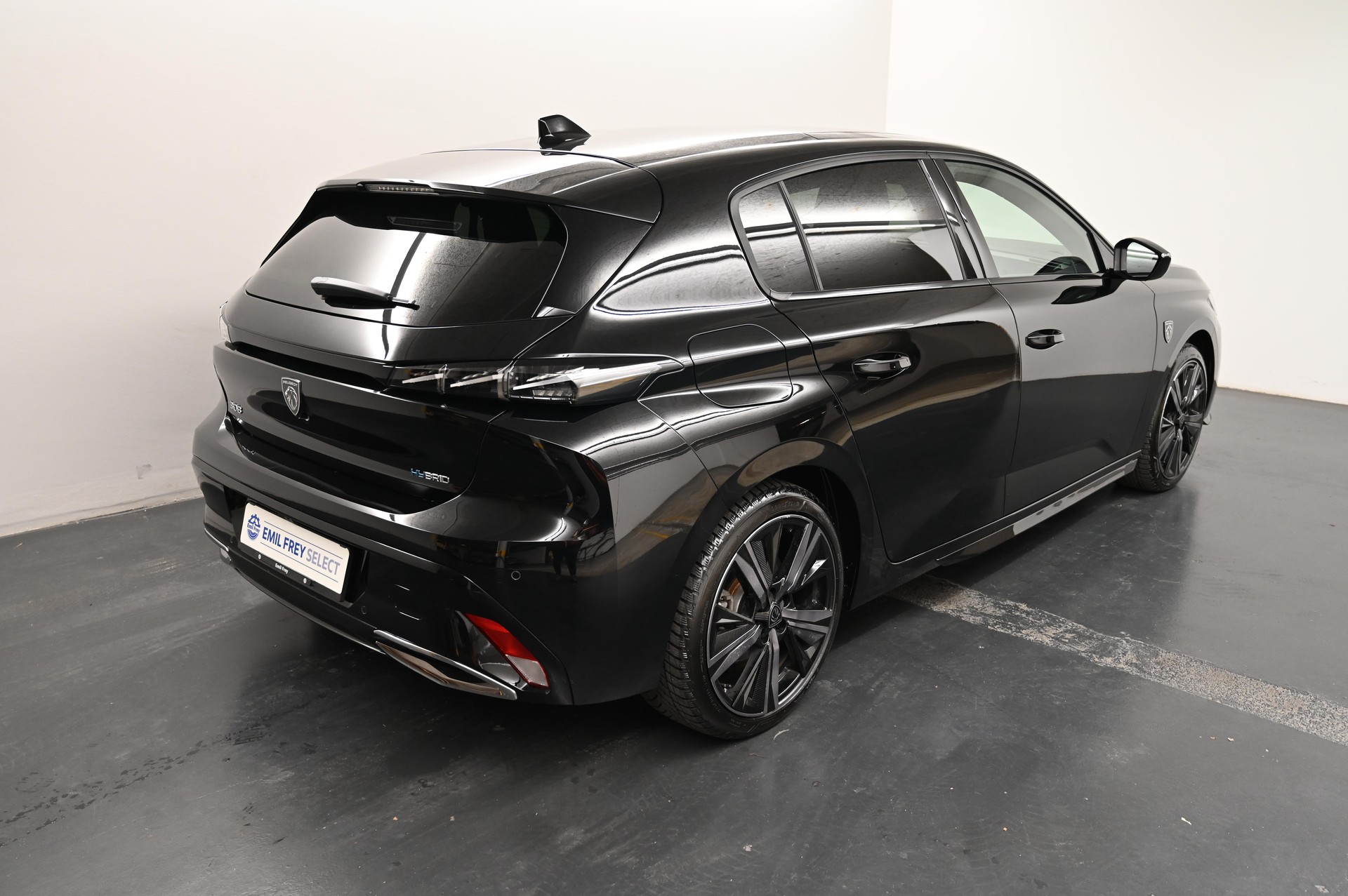 PEUGEOT 308 1.6 PHEV 180 GT-image-18