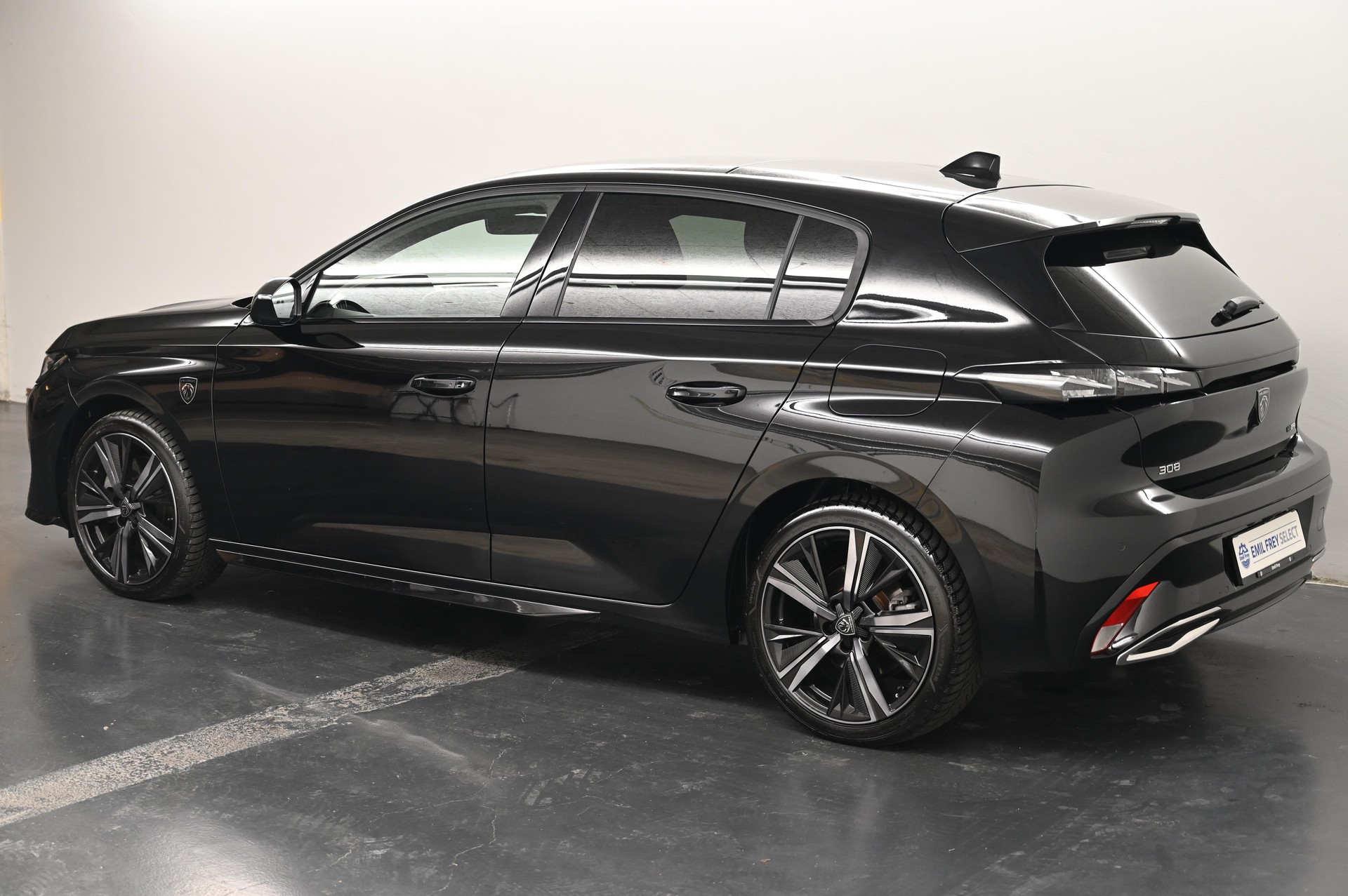 PEUGEOT 308 1.6 PHEV 180 GT-image-4