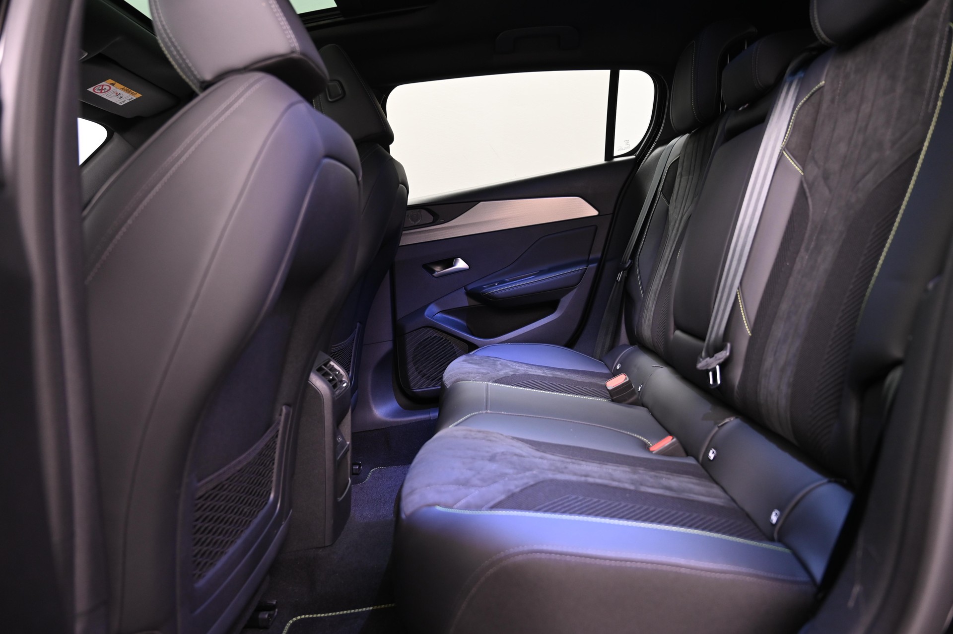 PEUGEOT 308 1.6 PHEV 180 GT-image-6