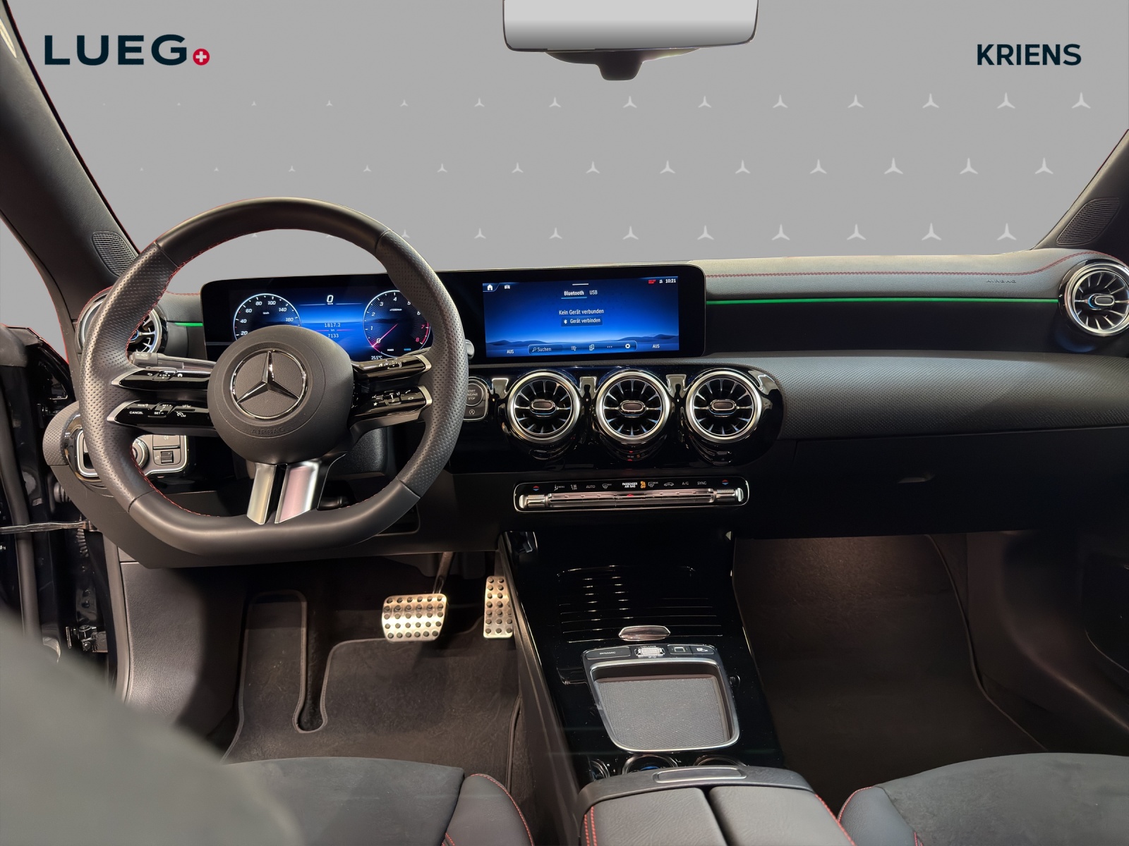 MERCEDES-BENZ CLA 200 - AMG / DISTRONIC / 360 Grad Kamera / Night-Paket-image-10