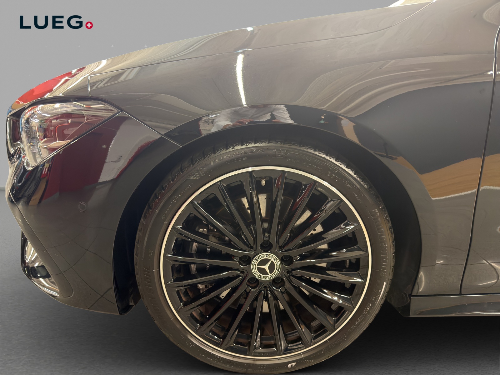 MERCEDES-BENZ CLA 200 - AMG / DISTRONIC / 360 Grad Kamera / Night-Paket-image-6
