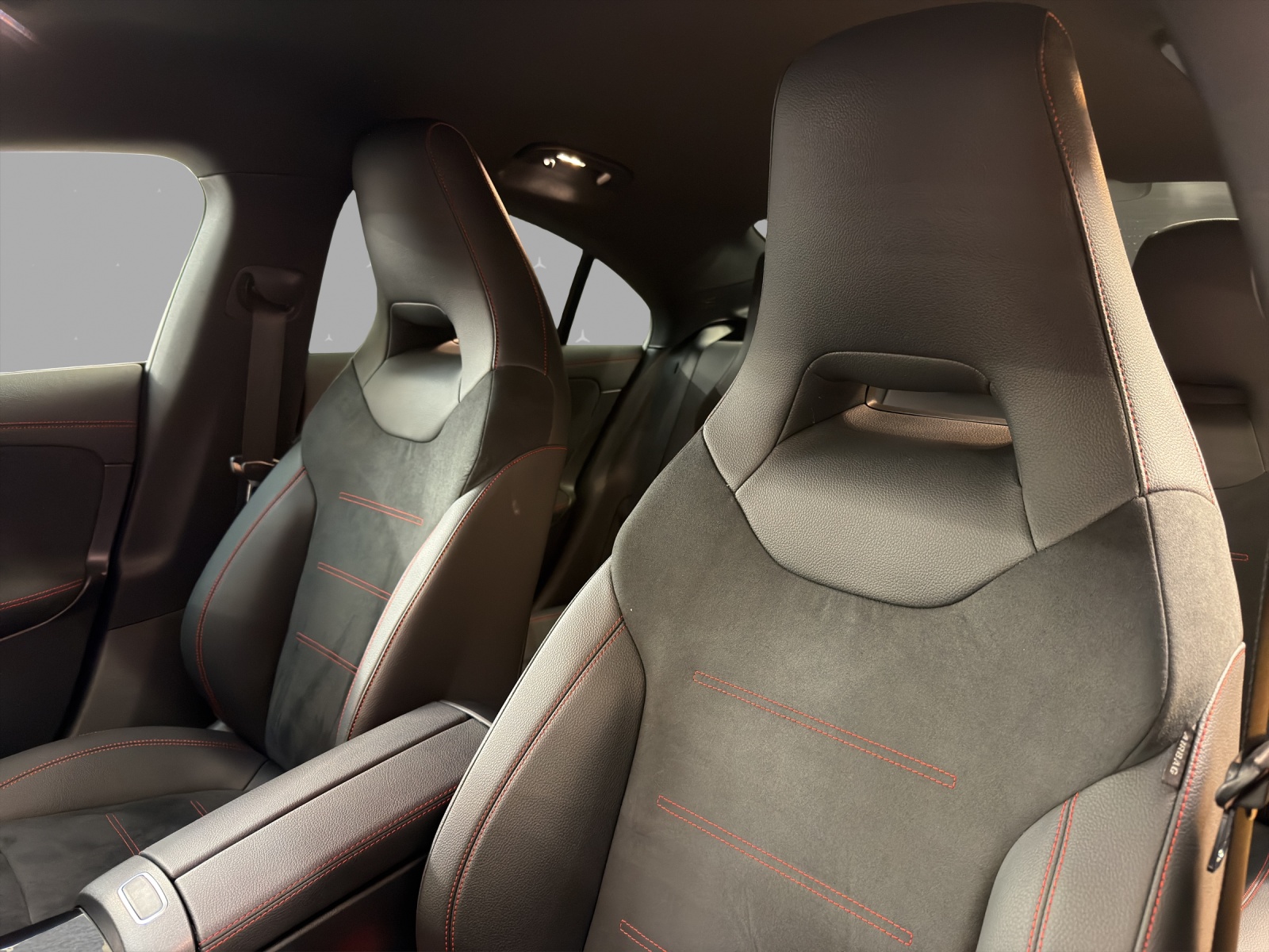 MERCEDES-BENZ CLA 200 - AMG / DISTRONIC / 360 Grad Kamera / Night-Paket-image-8