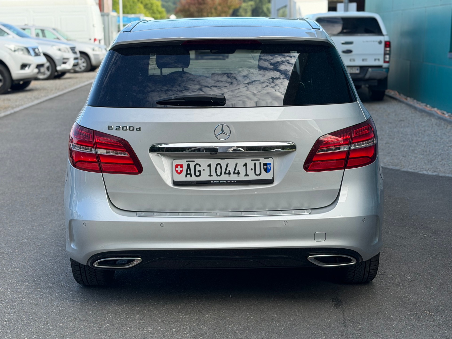 MERCEDES-BENZ B 200 CDI AMG Line-image-5