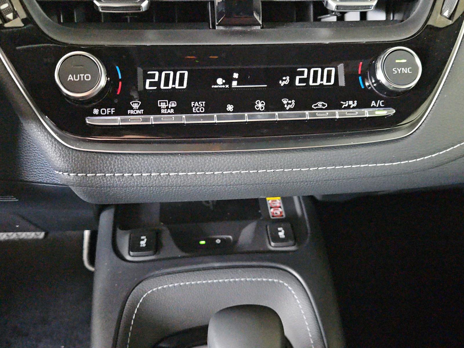 TOYOTA Corolla Touring Sports 2.0 HSD Swiss Edition-image-18