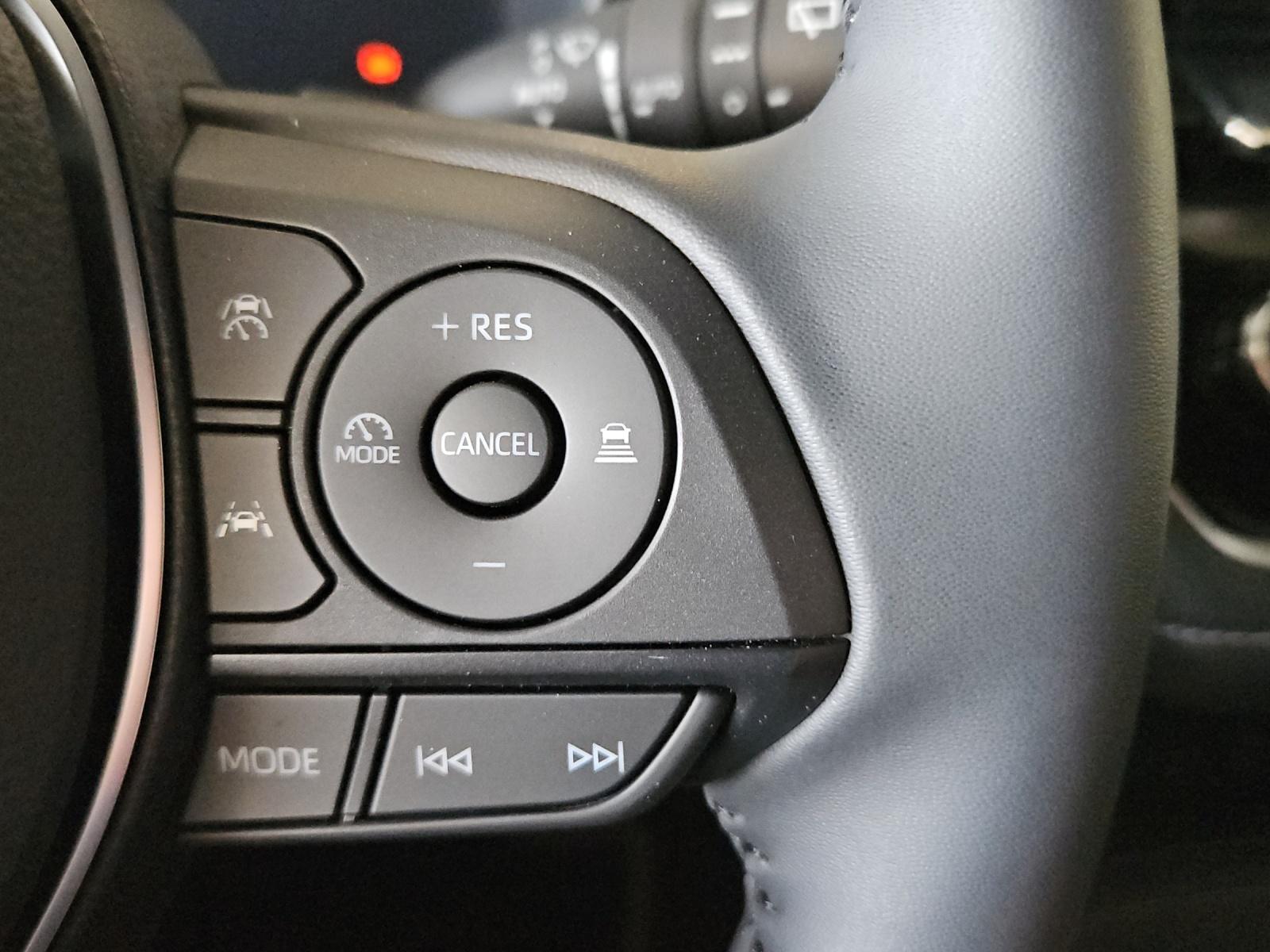 TOYOTA Corolla Touring Sports 2.0 HSD Swiss Edition-image-12