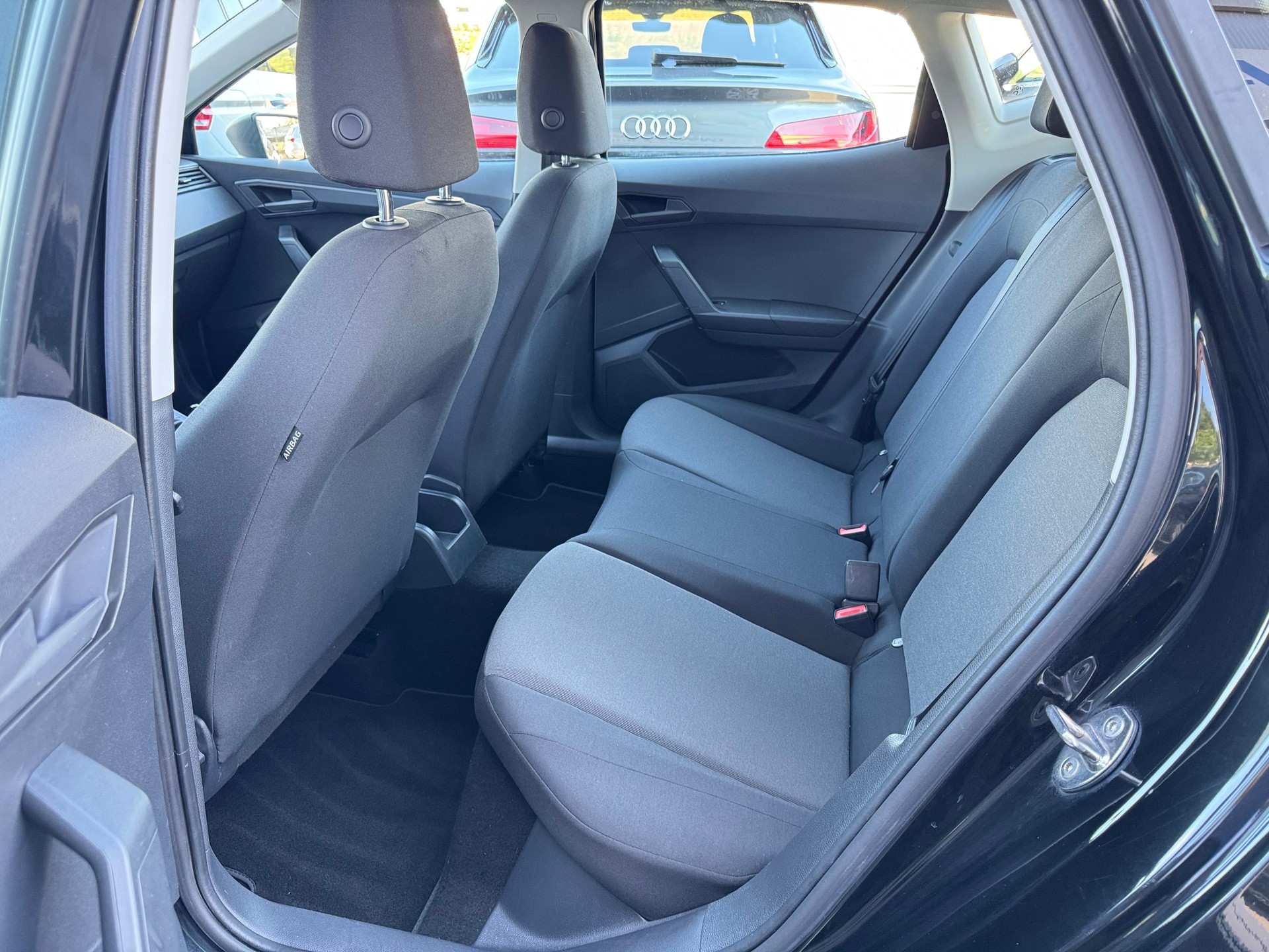 SEAT Ibiza 1.0 EcoTSI Reference-image-3
