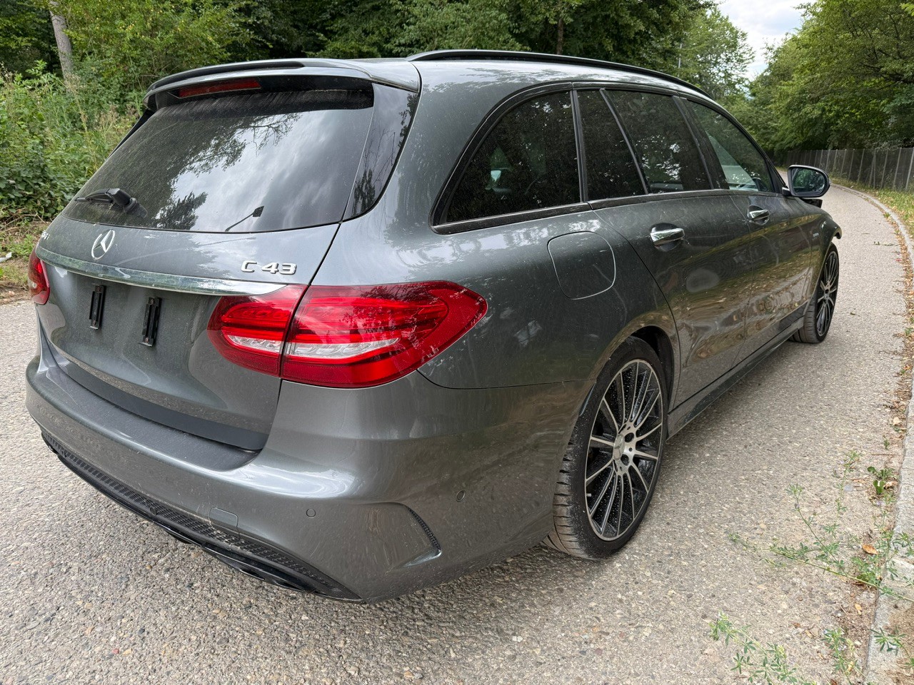 MERCEDES-BENZ C 43 AMG 4Matic 9G-Tronic-image-6