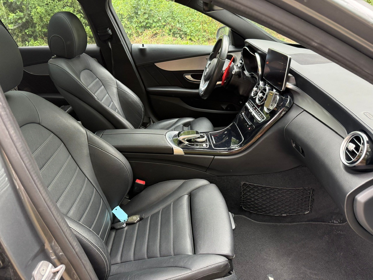 MERCEDES-BENZ C 43 AMG 4Matic 9G-Tronic-image-10