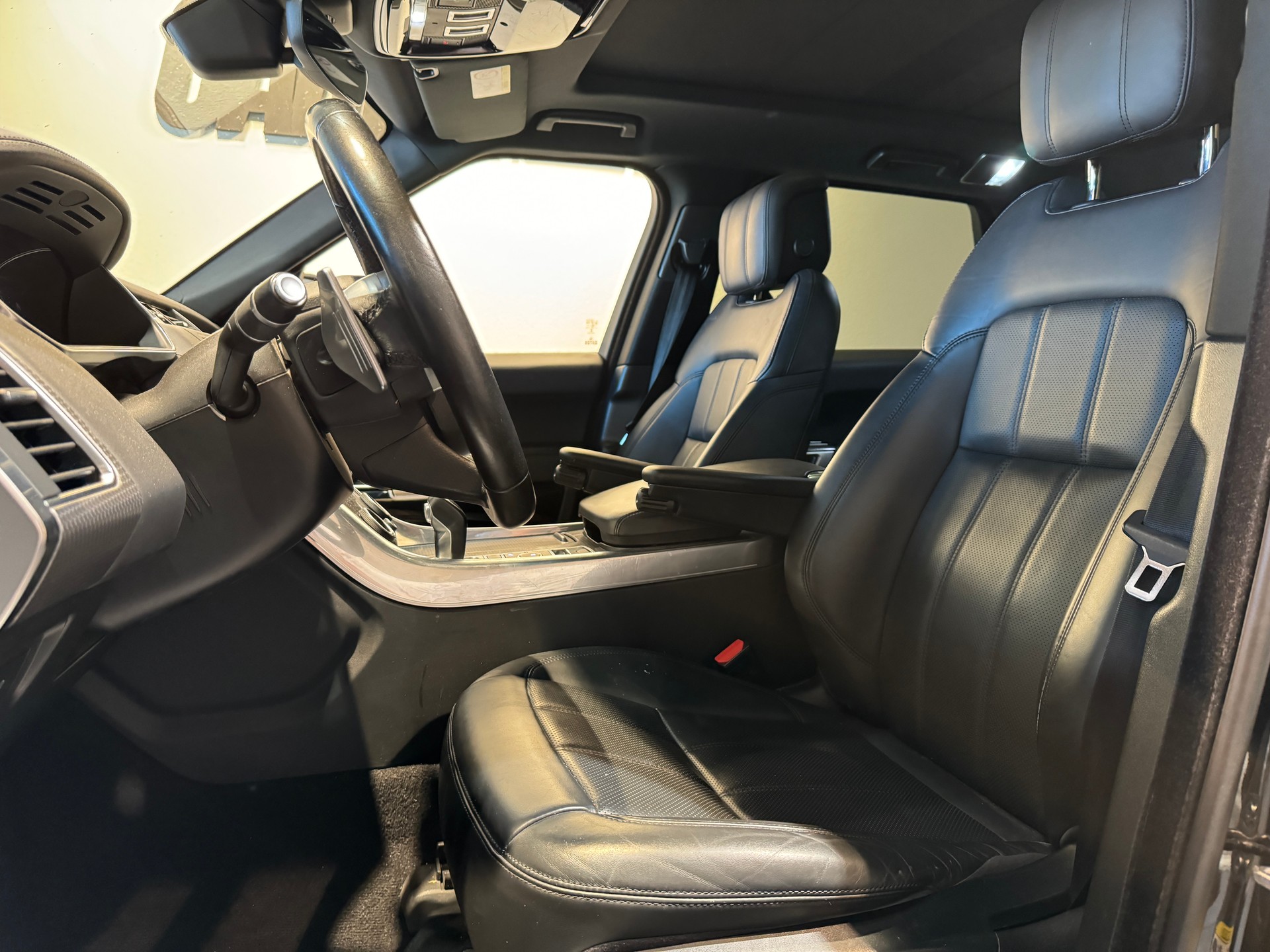 LAND ROVER Range Rover Sport 3.0 V6 S/C HSE Dynamic Automatic 🚀 FULL BLACK 7-Plätzer CHF 494.-- pro Monat-image-10