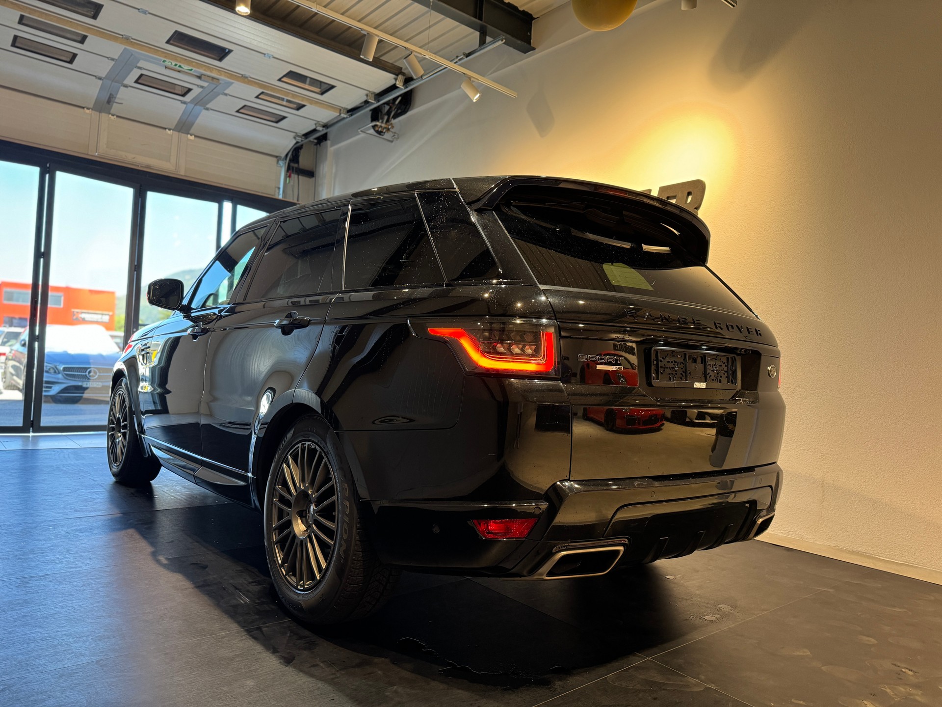 LAND ROVER Range Rover Sport 3.0 V6 S/C HSE Dynamic Automatic 🚀 FULL BLACK 7-Plätzer CHF 494.-- pro Monat-image-7