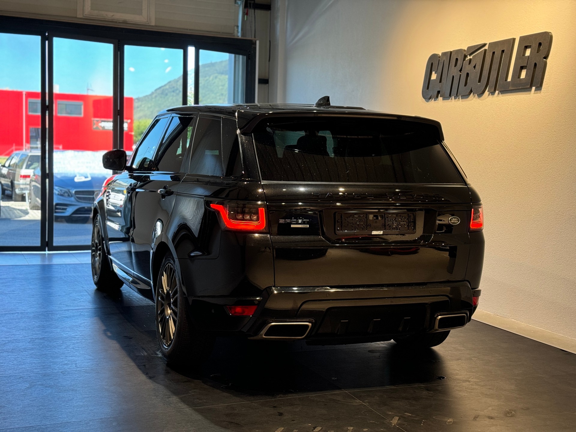 LAND ROVER Range Rover Sport 3.0 V6 S/C HSE Dynamic Automatic 🚀 FULL BLACK 7-Plätzer CHF 494.-- pro Monat-image-8