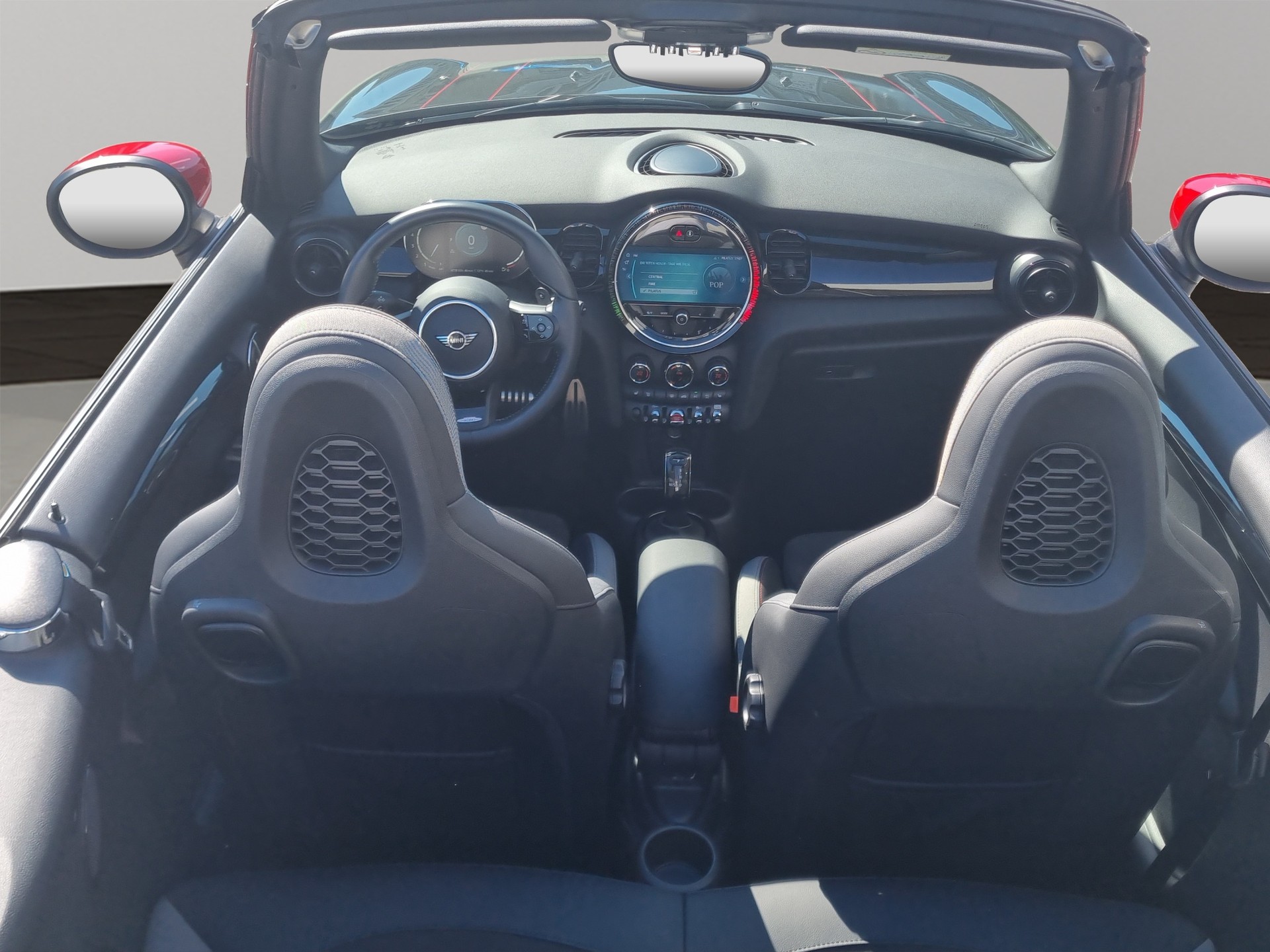MINI Cooper John Cooper Works Cabriolet Steptronic-image-12