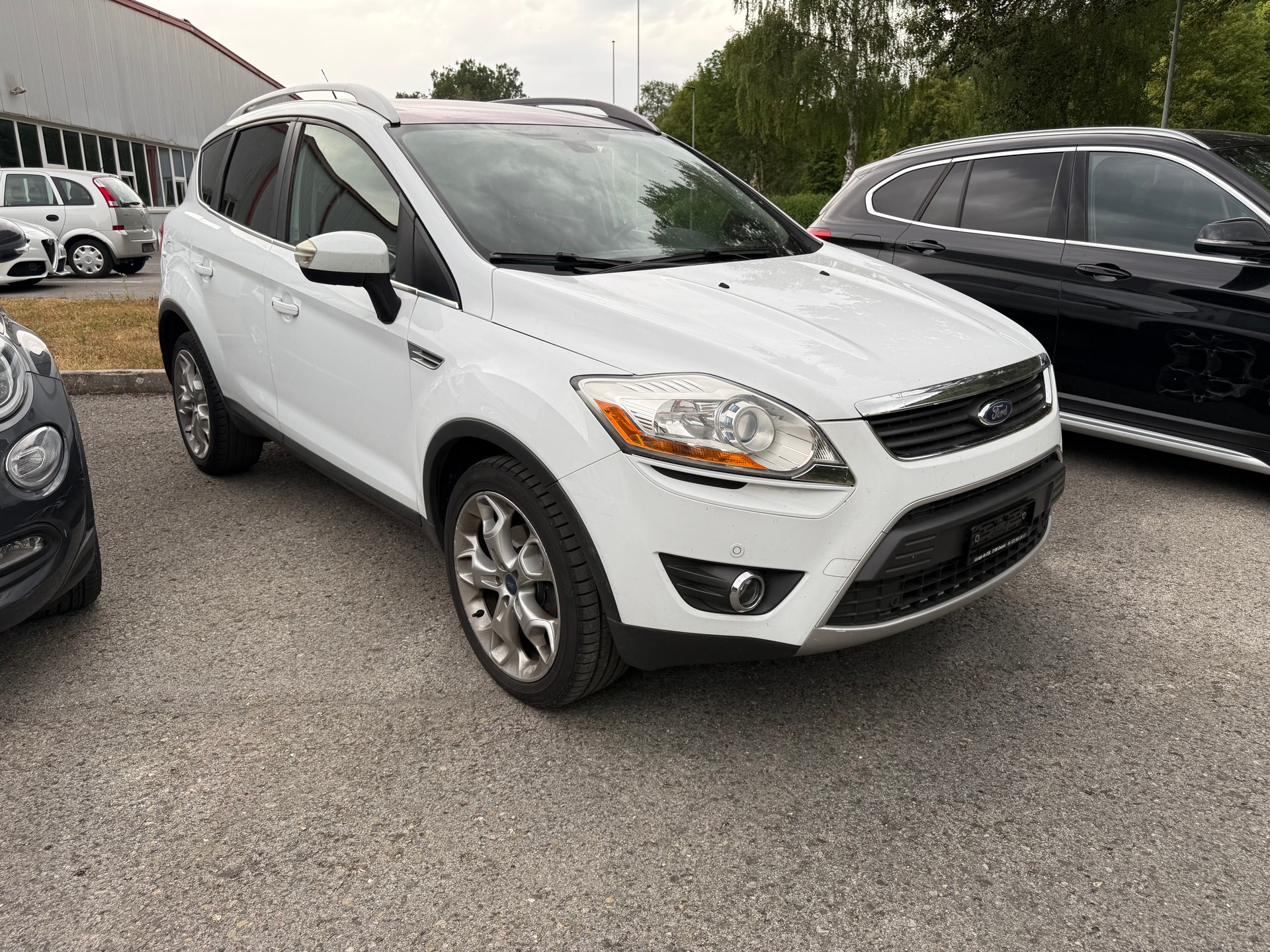 FORD Kuga 2.5 Turbo Titanium 4WD-image-1
